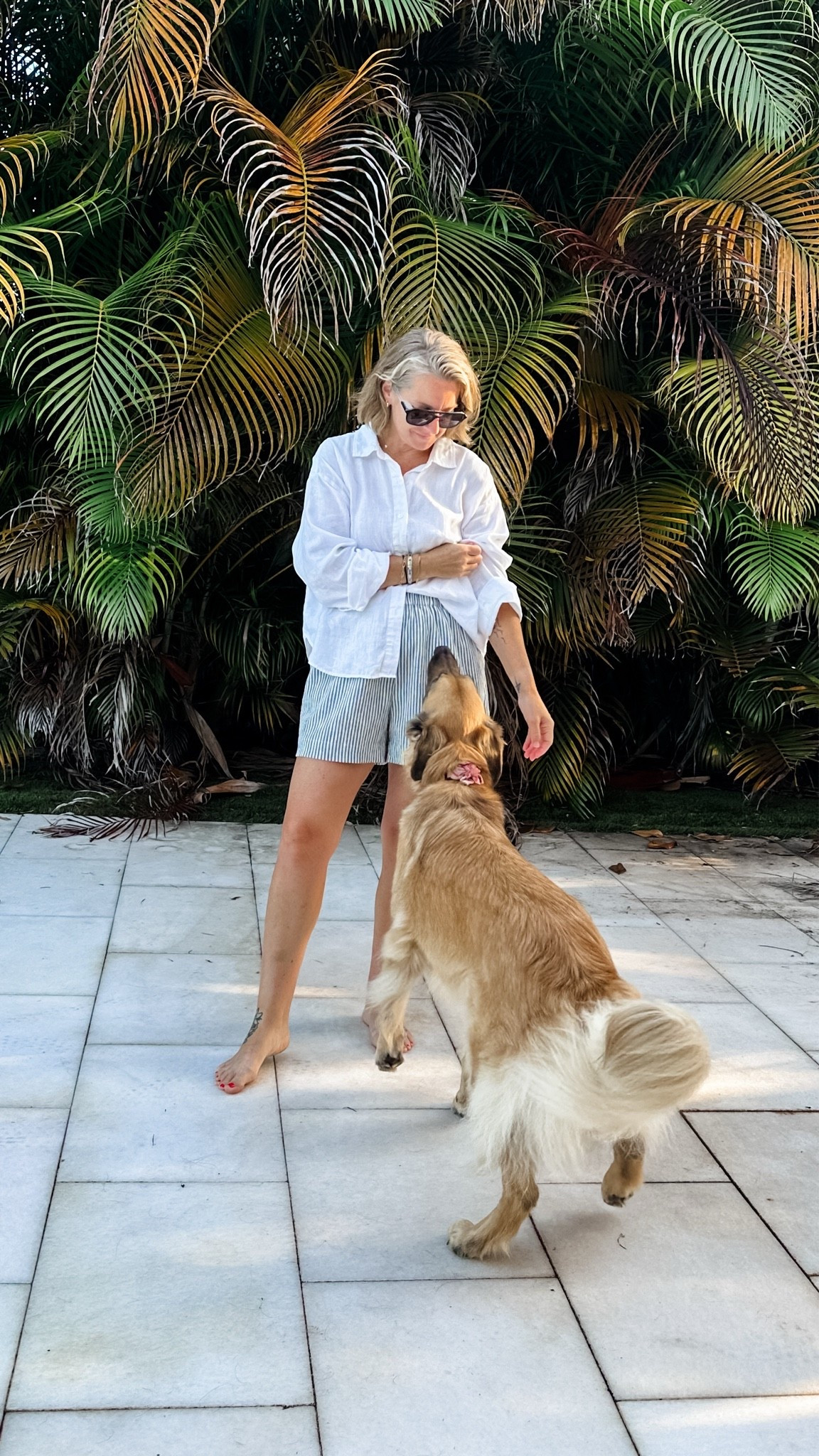 My ootd. This top is a pricier linen one but it’s boxy and therefore gives a more casual look sometimes. I like it. In a MEDIUM. Shorts are a LARGE and I love them too! Crinkly and soft with pockets.

#LTKootd #LTKdayinmylife #LTKMidsize