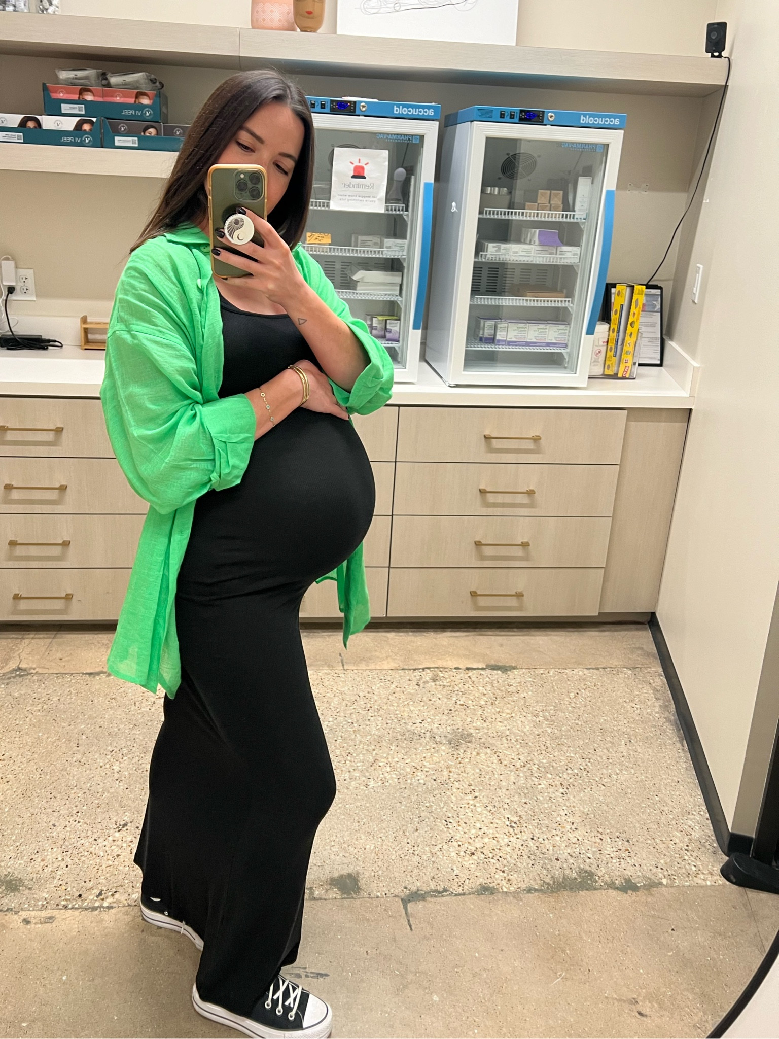 The last of the bump pics 😅

#LTKBump #LTKStyleTip