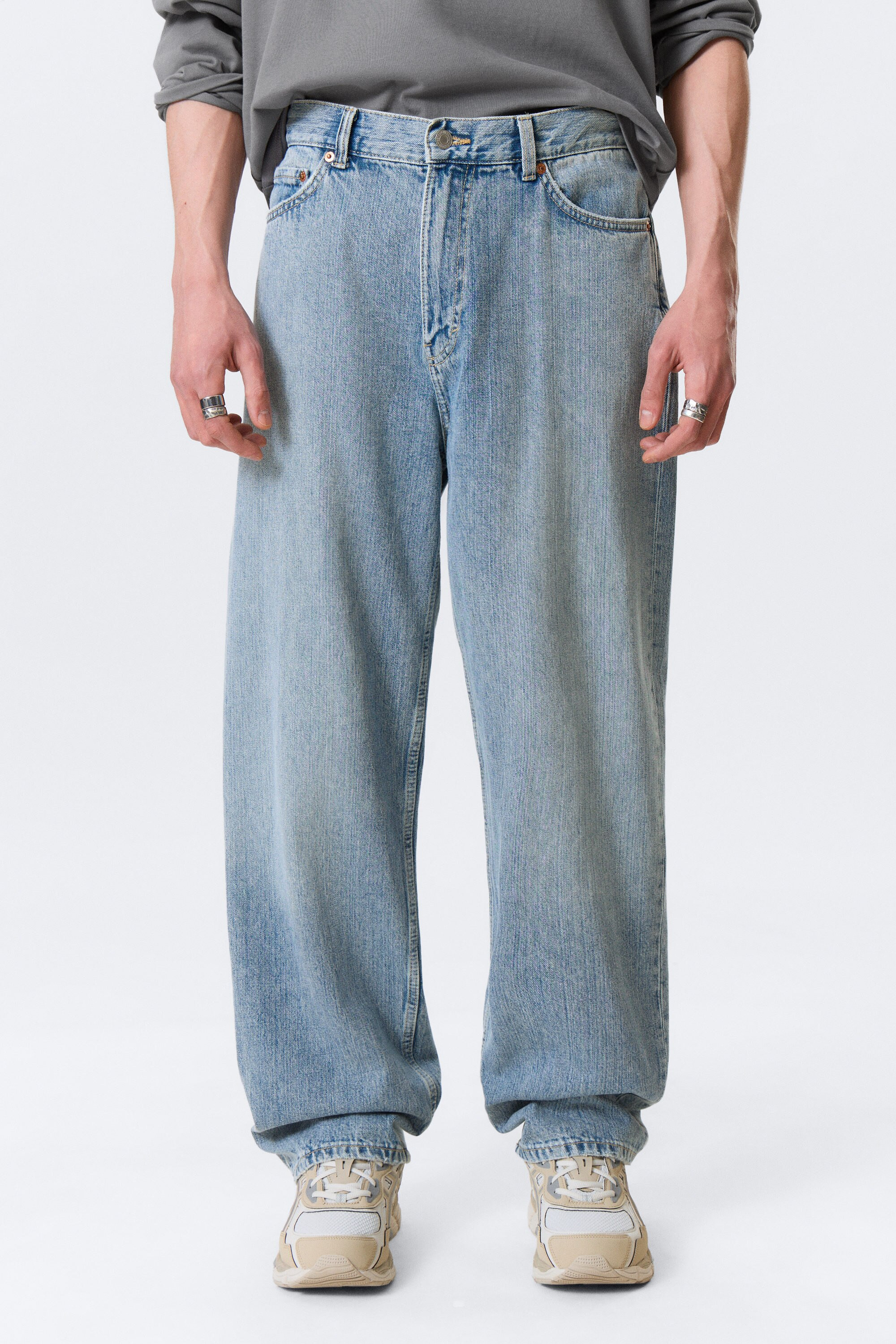 Galaxy Loose Straight Leg Jeans | Weekday