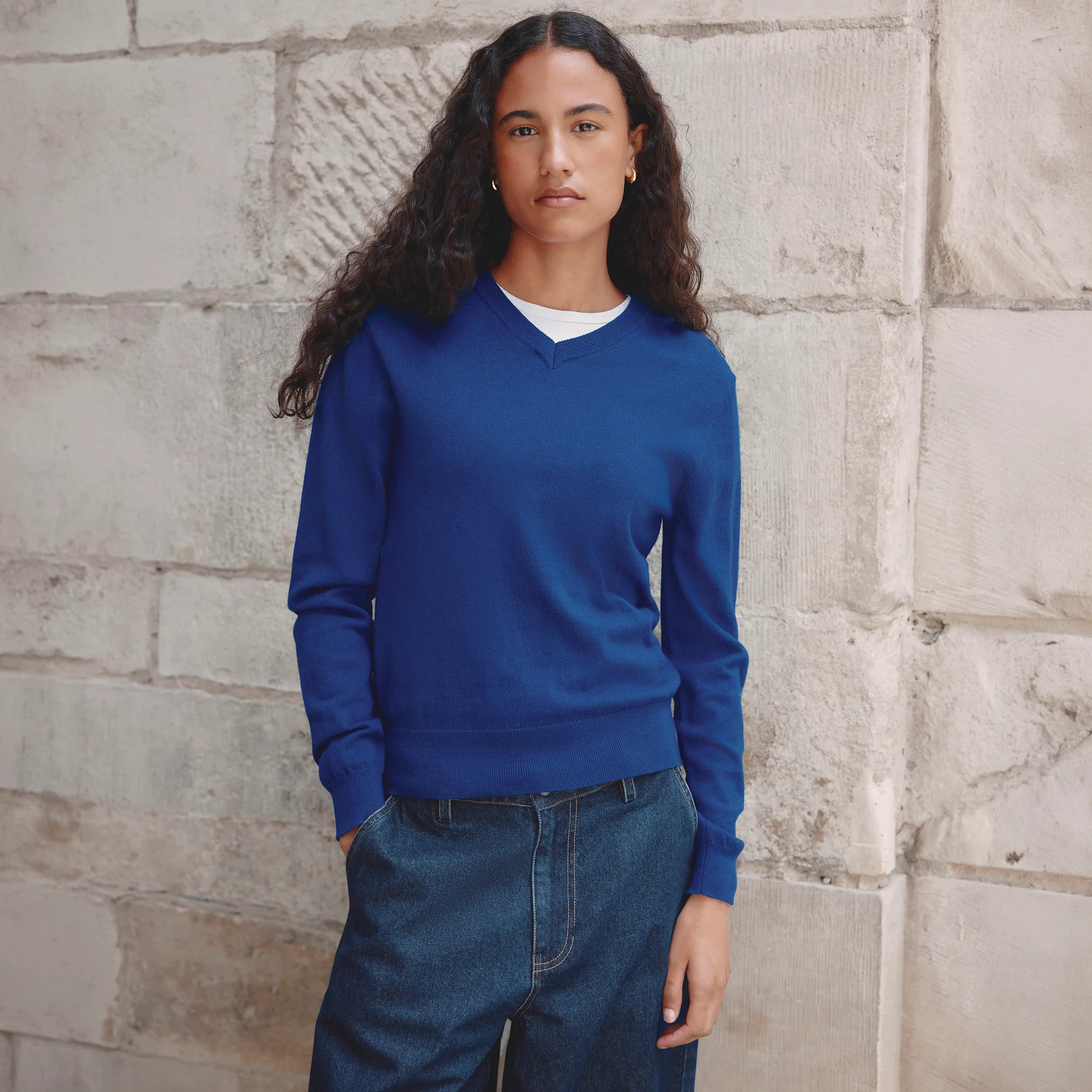 Cobalt Fine Knit V Neck Jumper | Albaray