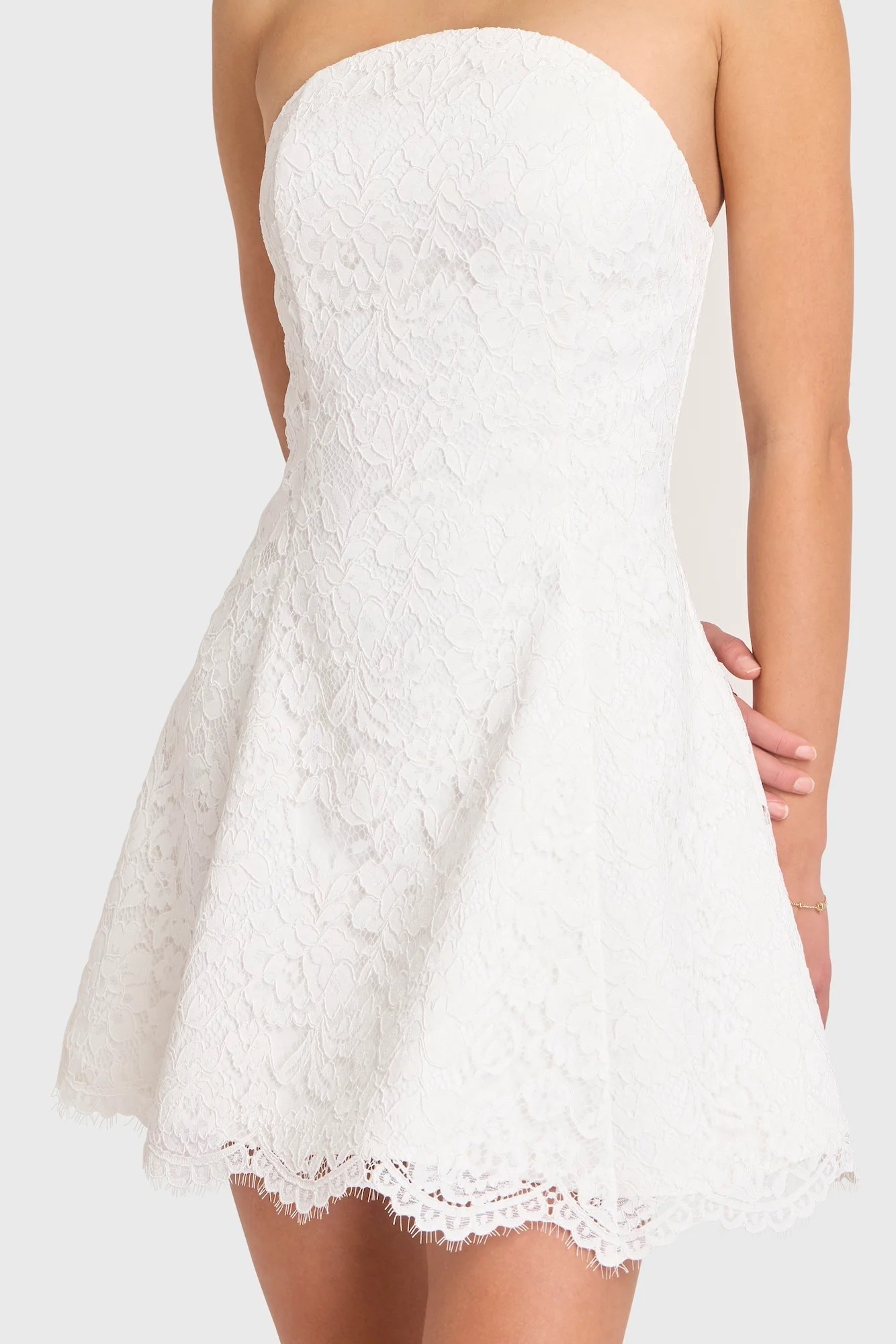 If I were graduating again, I would def be wearing this!!! 

#LTKU #LTKSeasonal #LTKStyleTip