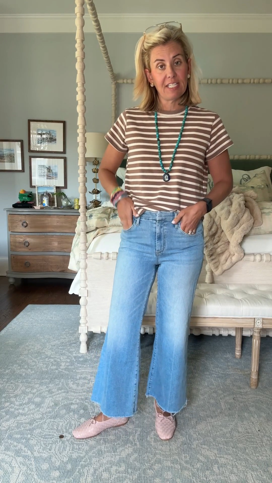 Probably my most asked about outfit! I wear these pieces in constant rotation and they are truly a favorite. 
Tee - xs
Jeans - 26P (1964 Wash)
Flats - 7 (size 1 down)

*code MIXANDMATCH for 25% off at Erin McDermott
*code Catherine30 at Allie + Bess

#LTKdayinmylife #LTKmomlife