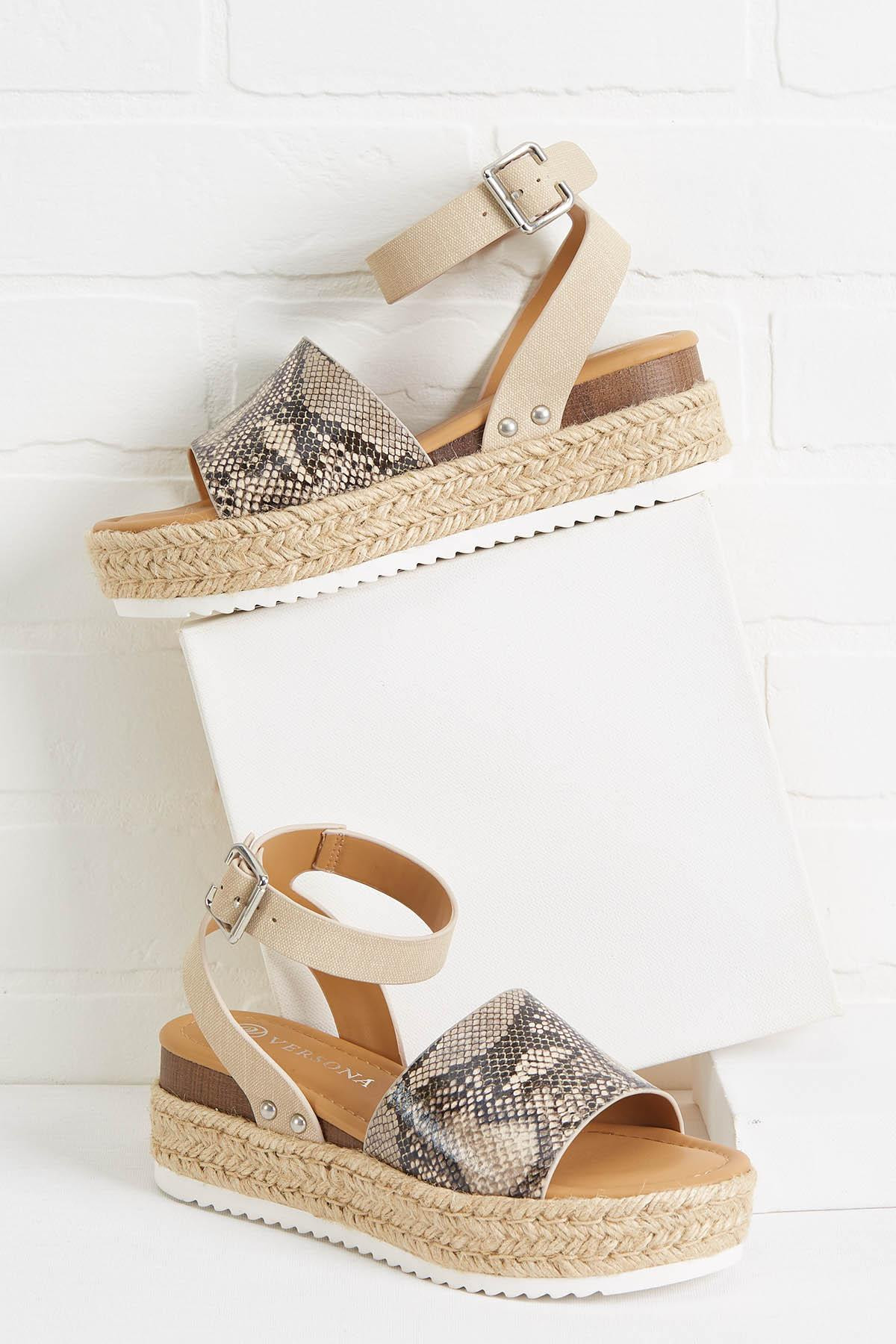 snake the day off sandals | Versona