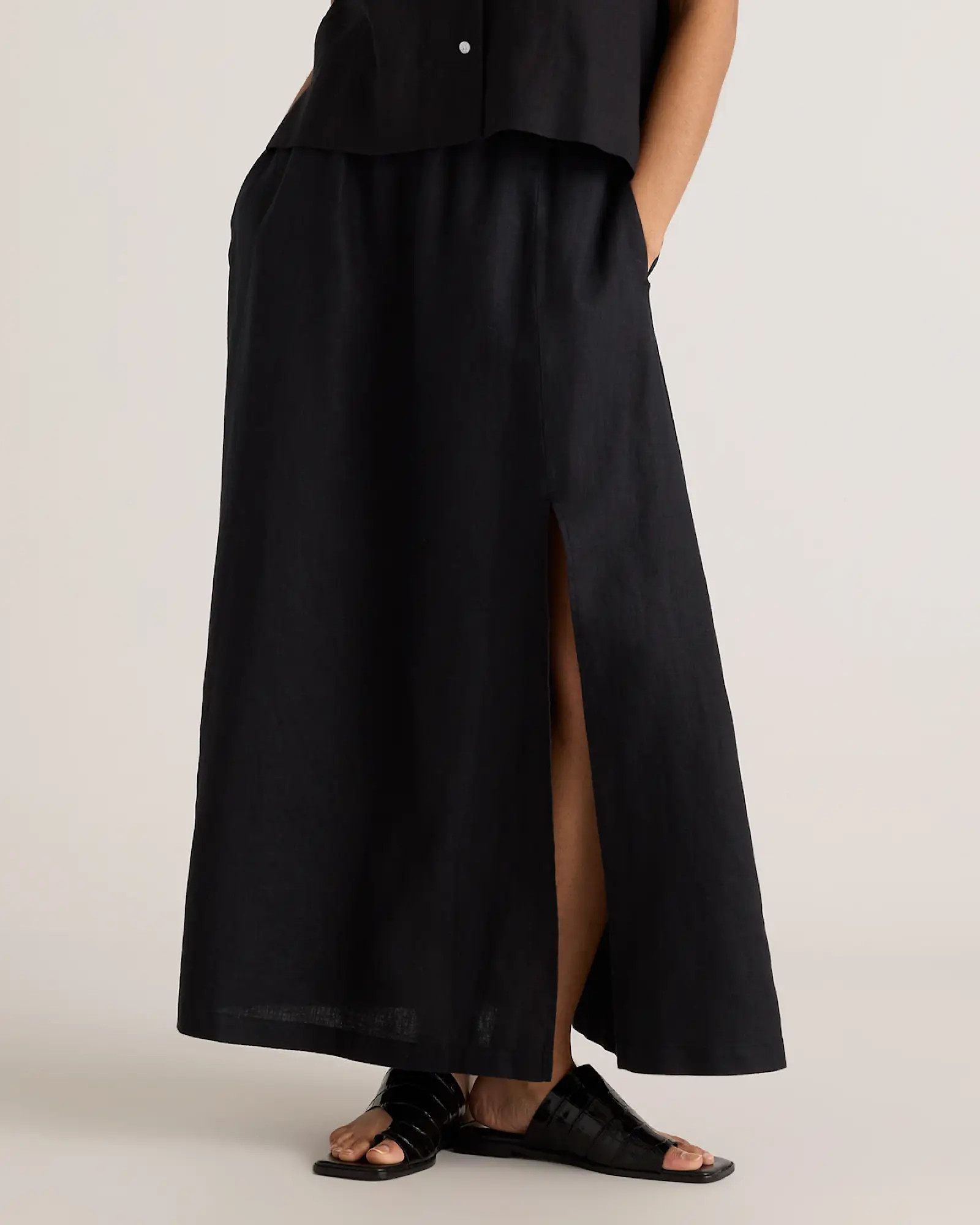 100% European Linen Maxi Skirt in Black | Quince