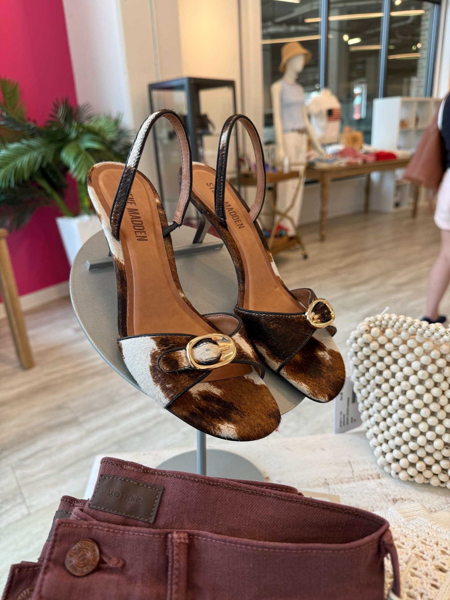 Stop it rn these are SO good 

#LTKShoeCrush #LTKStyleTip #LTKSeasonal