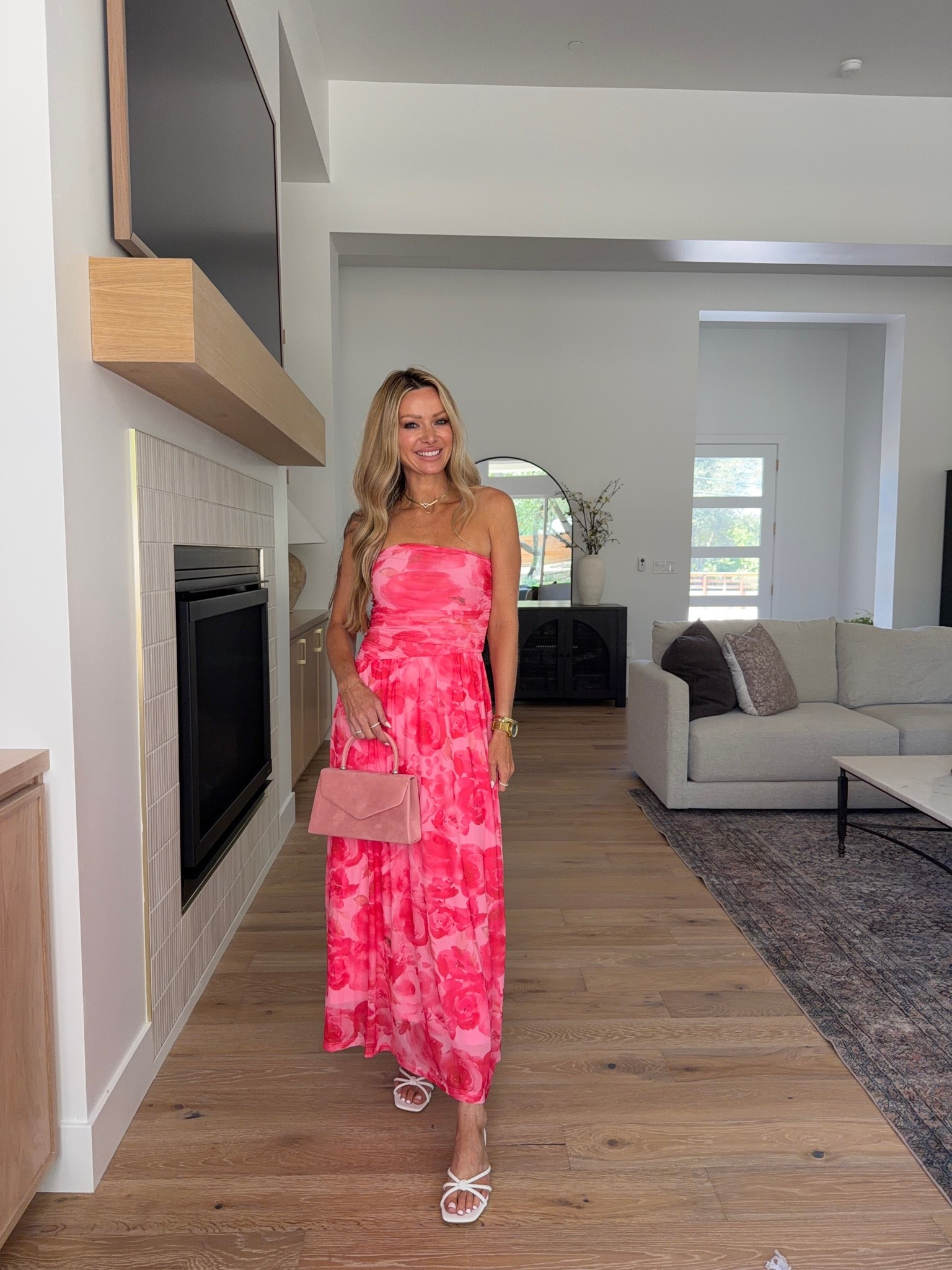 These Amazon event dresses have no business looking this good. 💙✨ comment AMAZON and I’ll send you the details 

If you’ve been looking for a wedding guest dress, vacation dinner outfit, bridal shower dress, or something for your next special event, I found some incredible Amazon options.

💙 A timeless teal maxi with the prettiest silhouette.
🩷 A vibrant pink floral dress that’s guaranteed to turn heads.
🌸 A romantic floral maxi that’s perfect for weddings and date nights.
🩵 A dreamy pastel floral dress that looks so much more expensive than it is.

They’re flattering, comfortable, and honestly look like dresses you’d find in a boutique.

Which one would you wear first—1, 2, 3, or 4? 👇

Comment DRESS and I’ll send you all the links! Save this reel for your next event. 🤍

#AmazonFashion #AmazonDresses #WeddingGuestDress #AmazonFinds #AffordableFashion