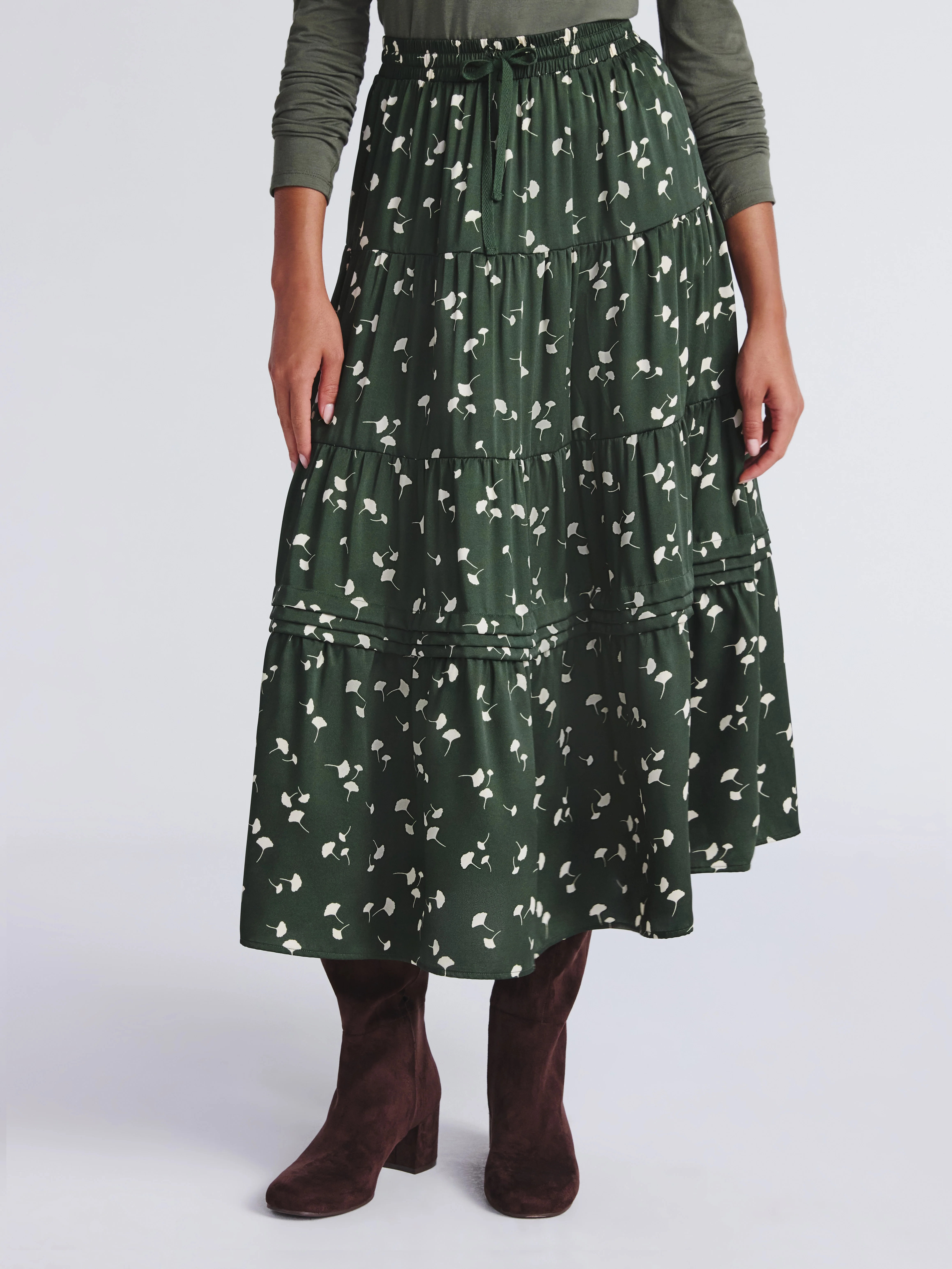 Time and Tru Women's Print Tiered Pull On Midi Skirt, Sizes XS-XXXL | Walmart (US)