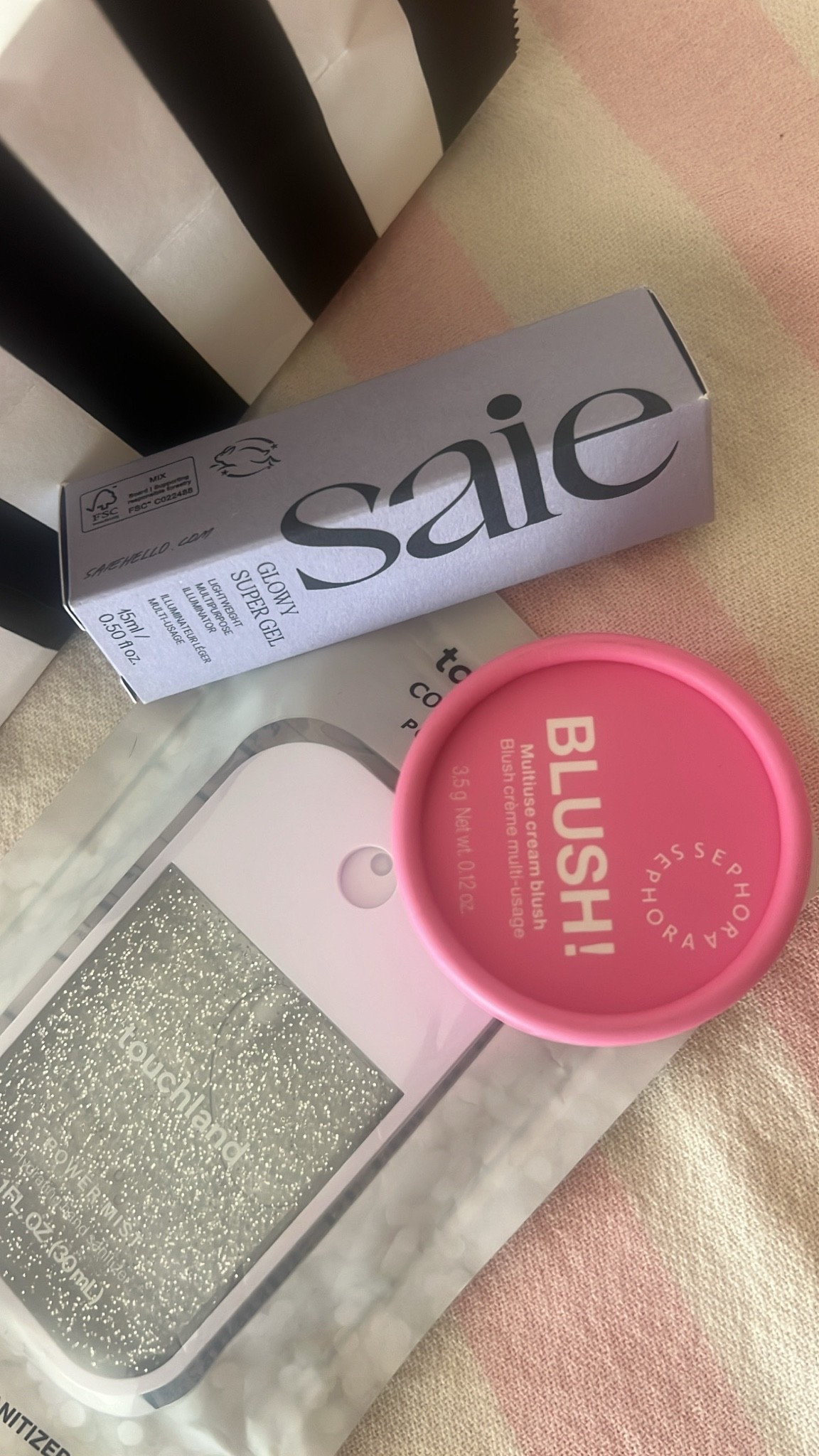 Sephora Errands 💫
… 2 faves and a new-to-me (the blush)!

#LTKdayinmylife #LTKgrwm #LTKBeauty