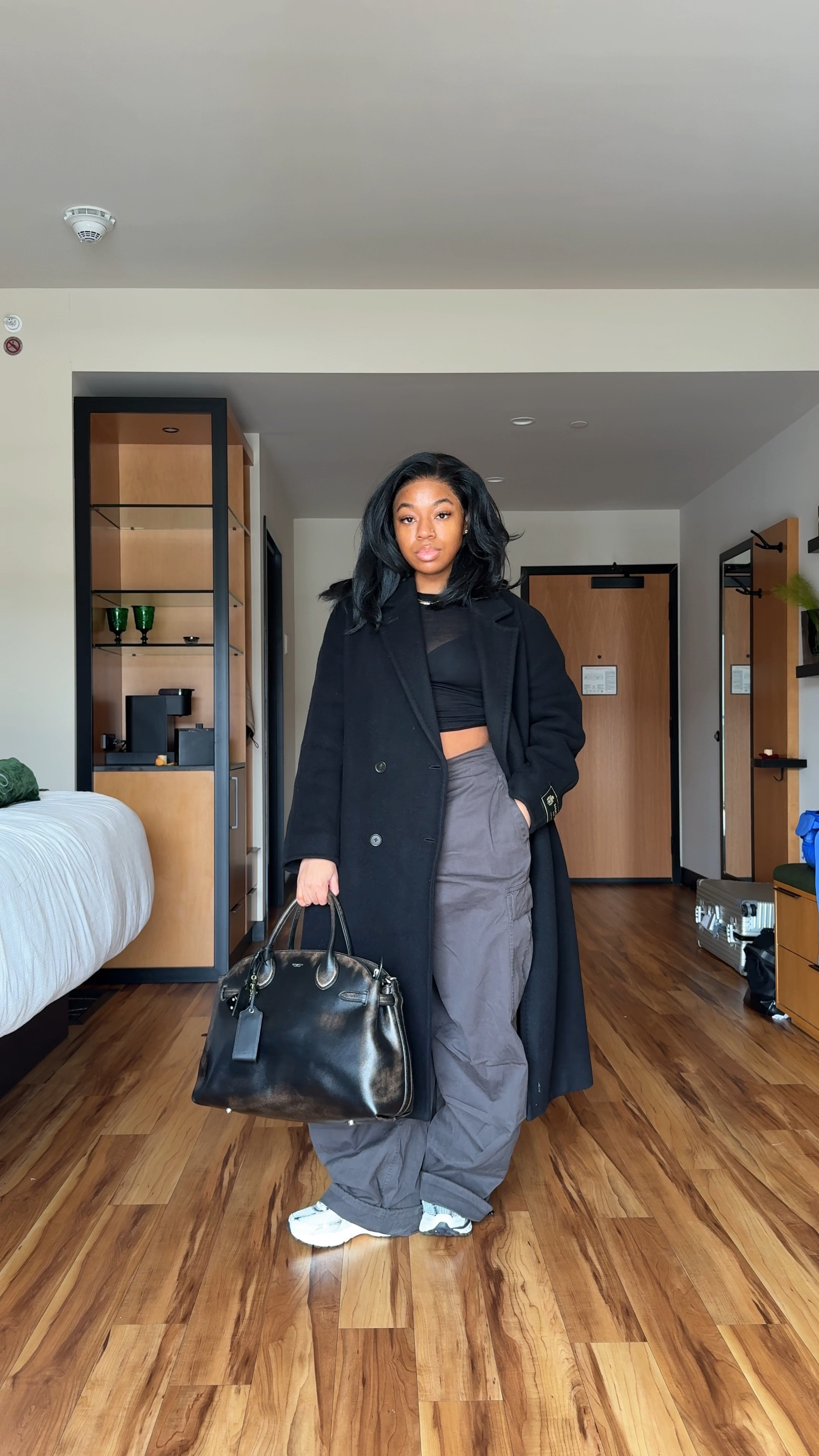 Get up lets go eattt! ✨ ootd on ltk

sheer top & slouch coat @aritzia 
cargo pants @skims 
@nike 
@coach empire carryall 40 

#coach #ootd #outfitinspo #vacationoutfit #poconos #gettingready #pinterestfashion #outfitideas

#LTKootd #LTKdayinmylife #LTKgrwm