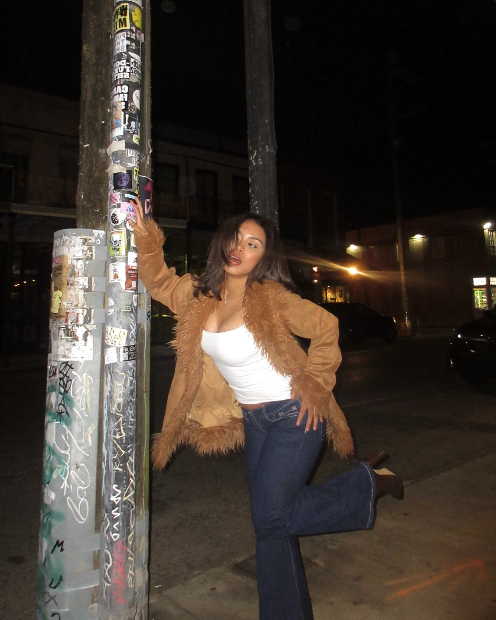 shoes size 5
jeans size 0 short
top S
coat is from ross :(