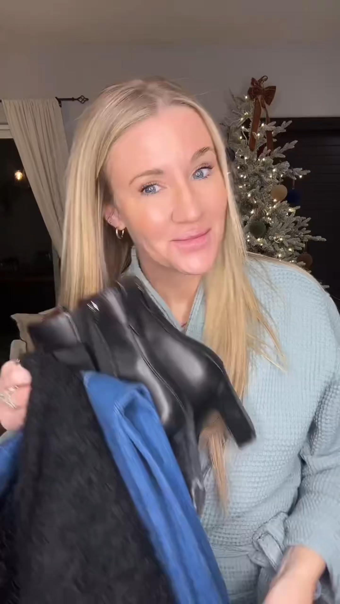 Get dressed with me for work in this beautiful Zara sweater ✨ 



#LTKOver40 #LTKootd #LTKgrwm