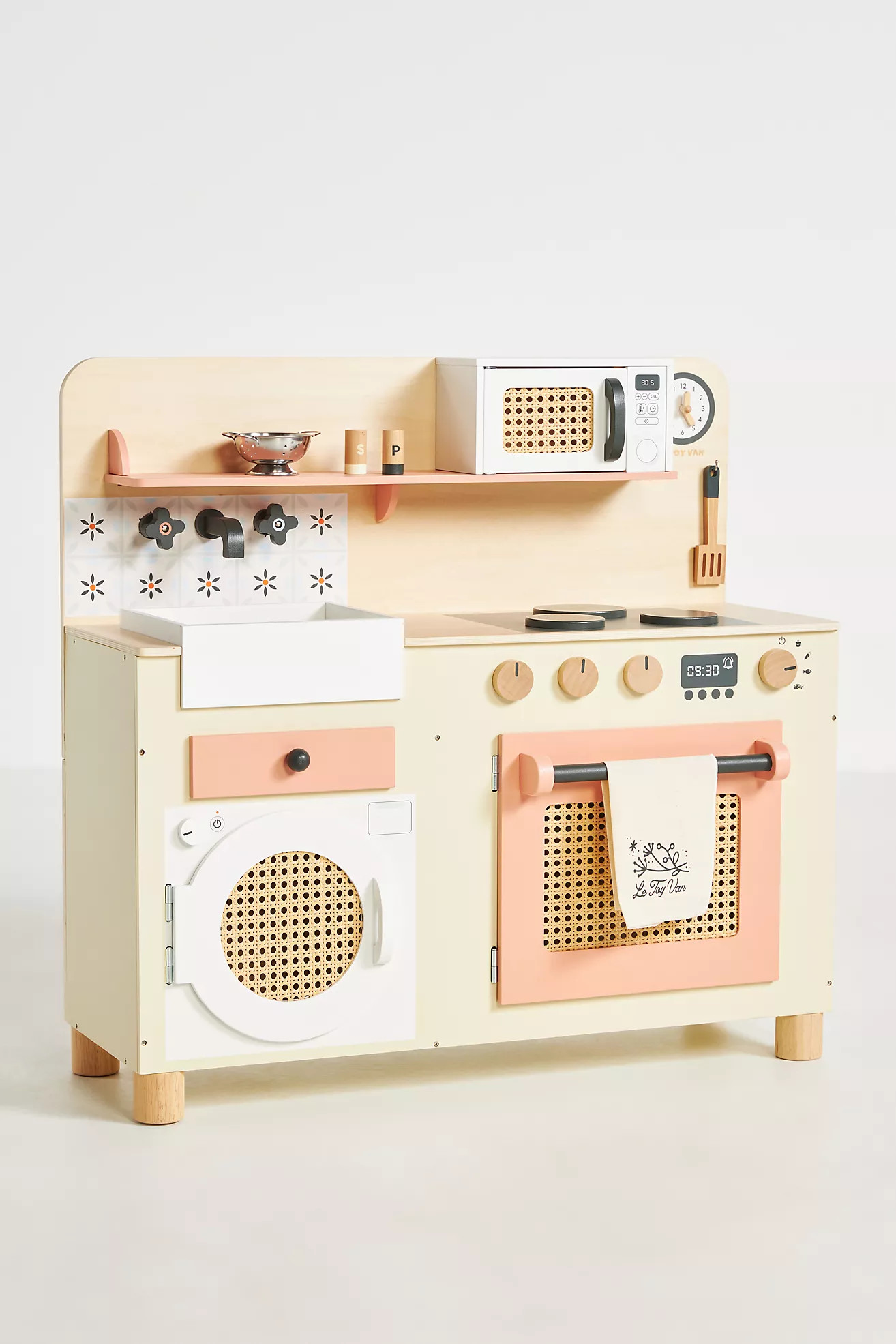 Le Toy Van Toy Kitchen | Anthropologie (US)