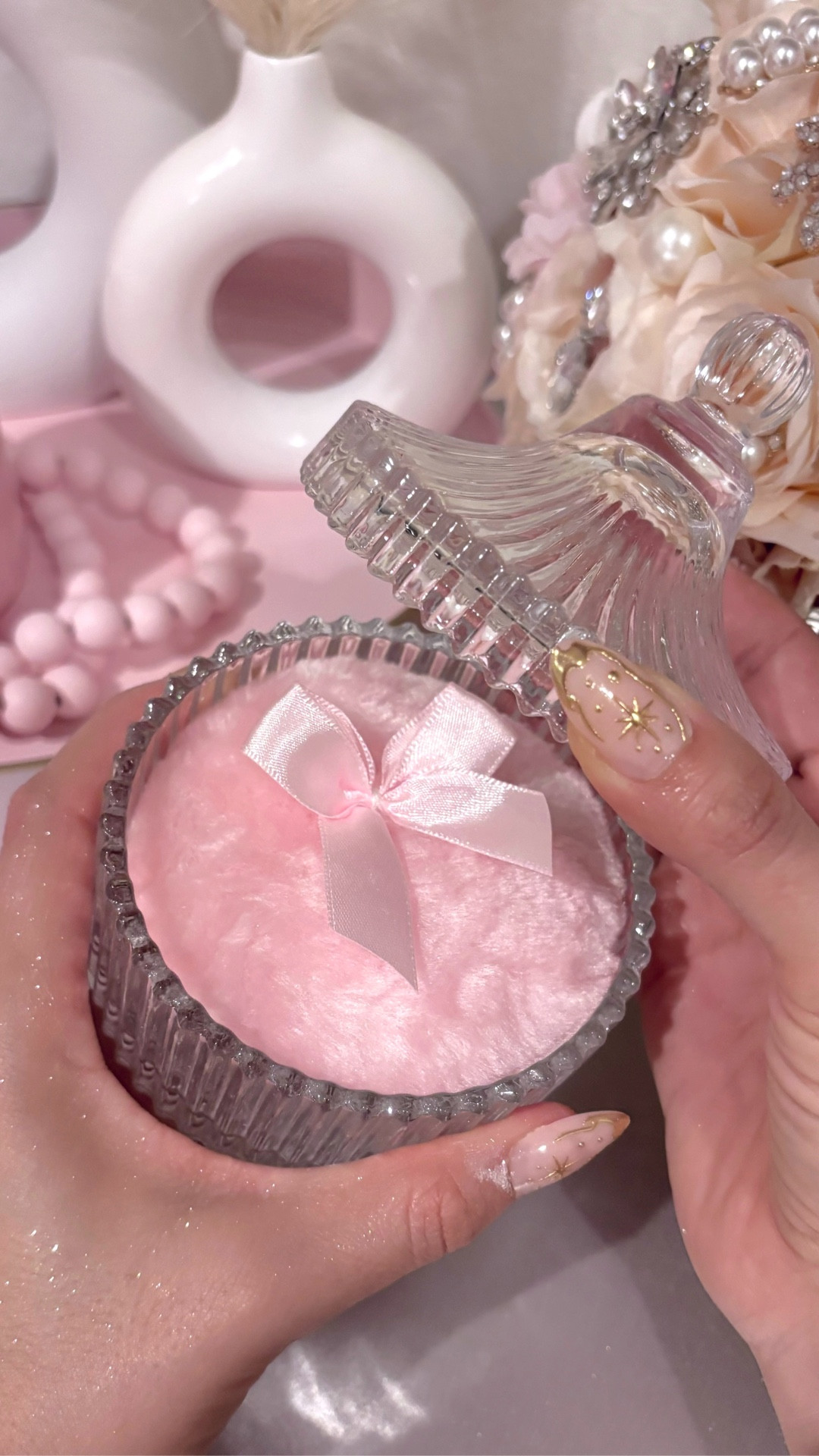 Repackaging my dusting powder🎀

#LTKdayinmylife #LTKBeauty