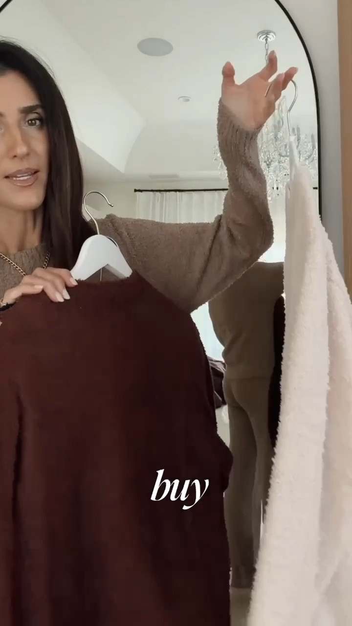 10/10 Amazon set! This is one of the closest sets I own for lounging around the house. I had to pick it up in new colors! I’m just shy of 5-7” wearing the size small #stylinbyaylin #matchingsets #amazonfashion #amazonfind #stylinbyaylin 

#LTKGiftGuide #LTKHoliday #LTKootd