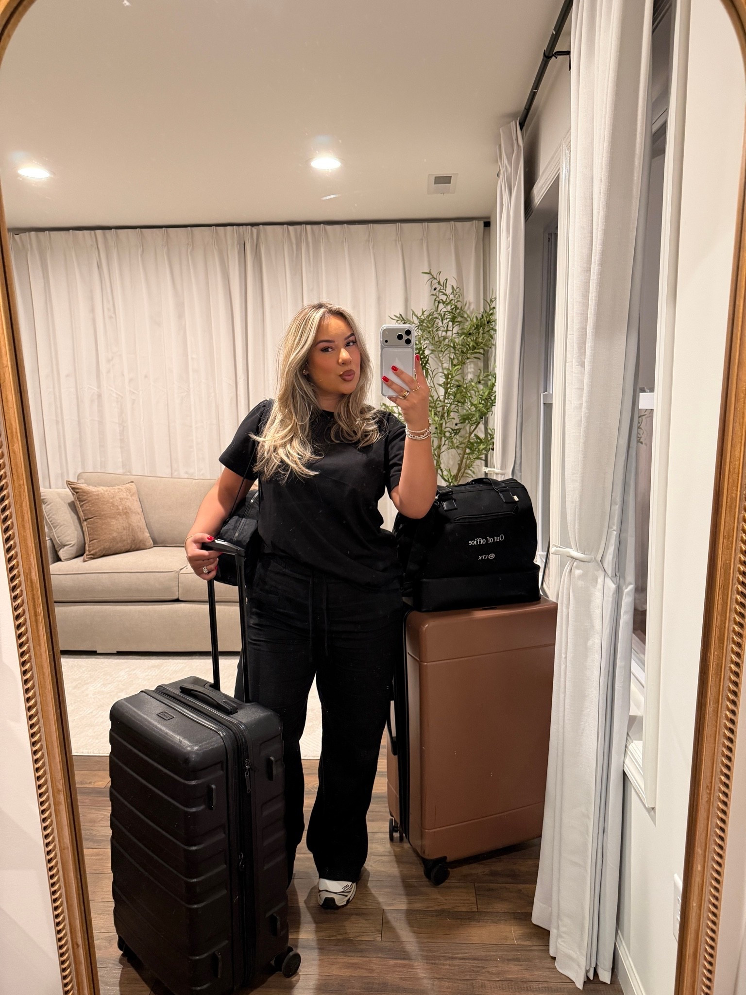 Travel outfit — OFF TO #LTKCON ✈️🎉🥰

#LTKootd #LTKTravel #LTKCon