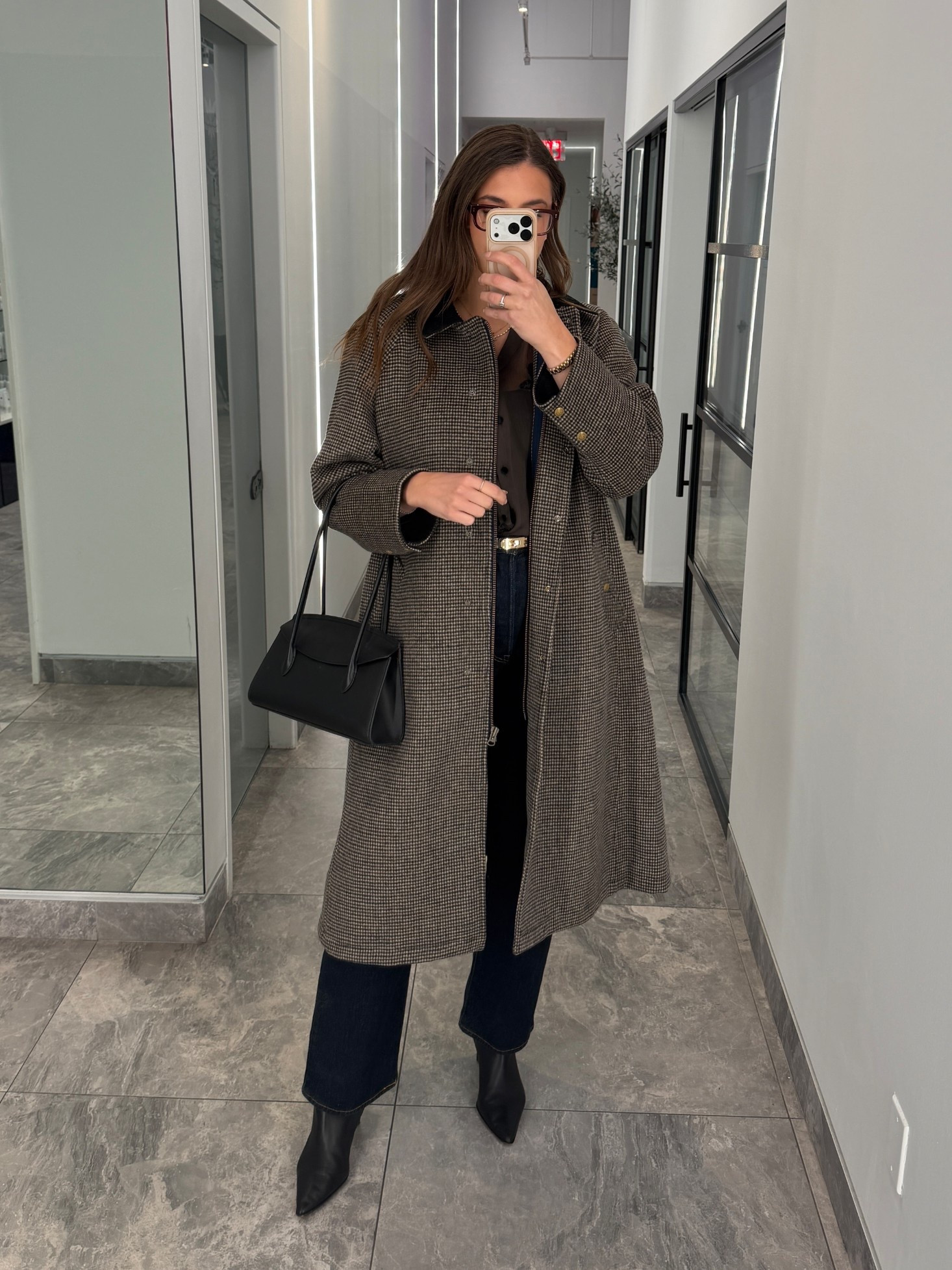 Fall in nyc outfit idea with crew coat rush slightly oversized wearing size L - got so many compliments on this winter coat!! 


Fall outfit : nyc outfit / tall girl fashion / plaid coat / plaid winter coat 

#LTKTall #LTKMidsize #LTKCyberWeek