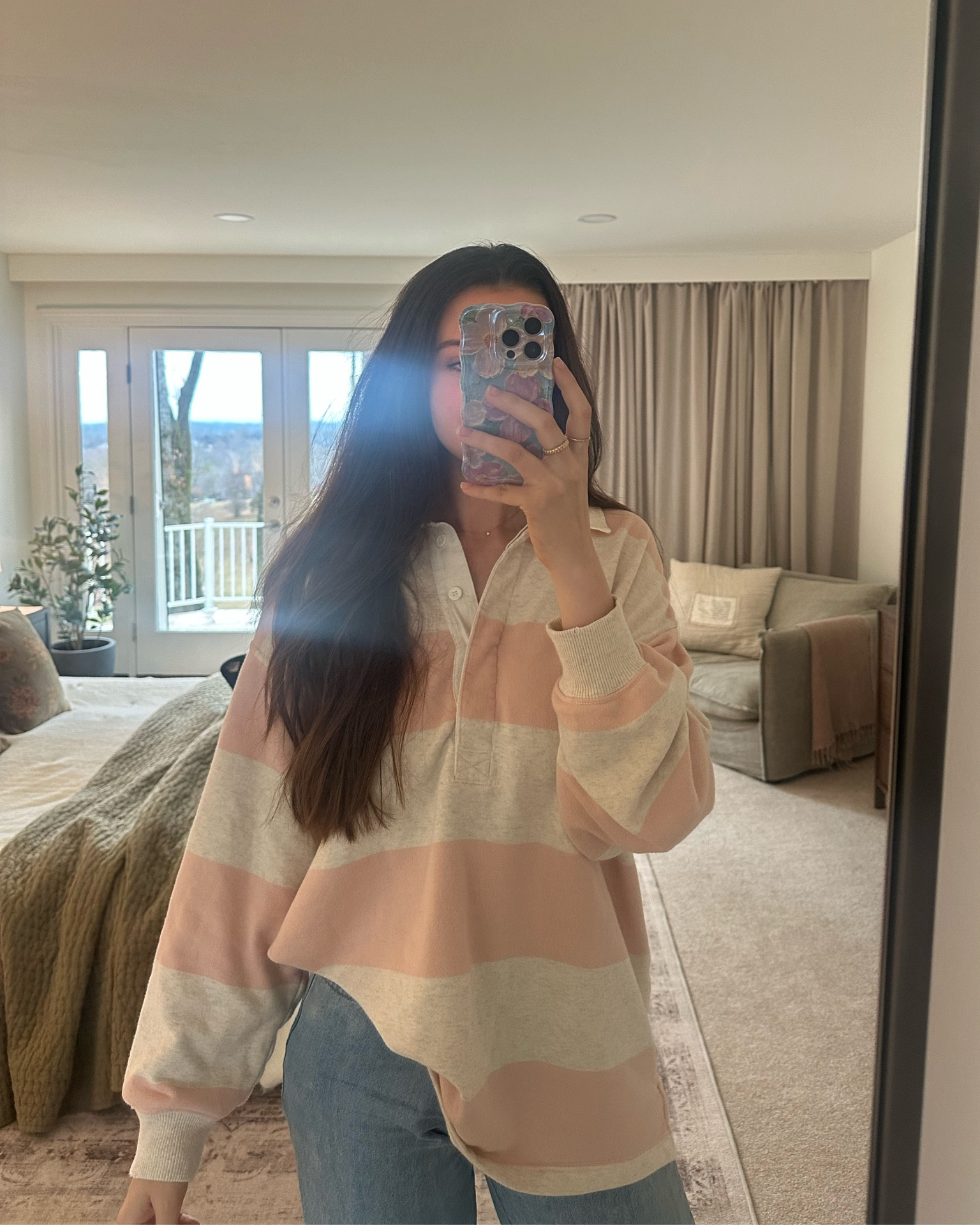 OOTD 📸 aerie rugby sweatshirt!