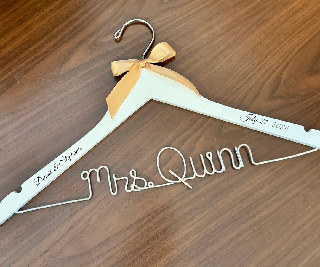 Personalized Wedding Hanger: Bridal Party Gift, Wire Name Hanger - Etsy | Etsy (US)