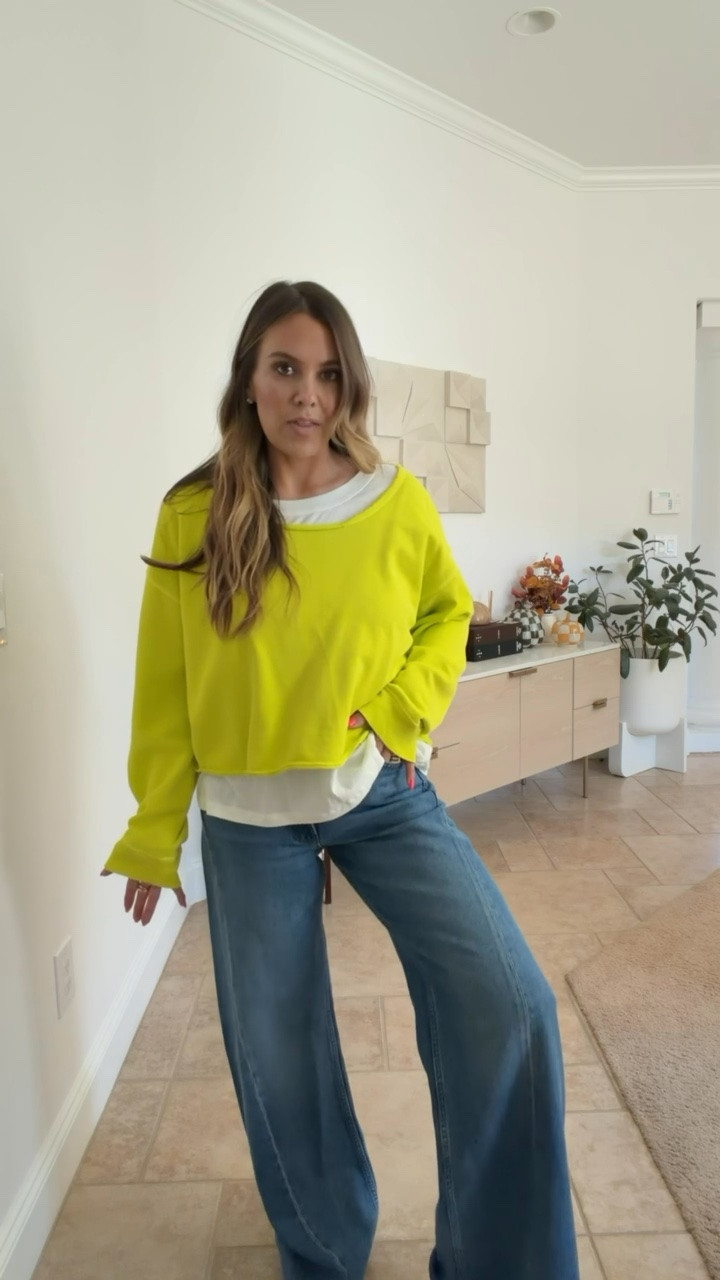 This top is so perfect for fall and I have been obsessed with this color lately!!

Height: 5’6
Weight: 140 pounds
Top size: medium
Pants size: 28 

Fall fashion, fall outfit, trendy fashion, fall sweater, women’s fashion, fall ootd

#LTKootd