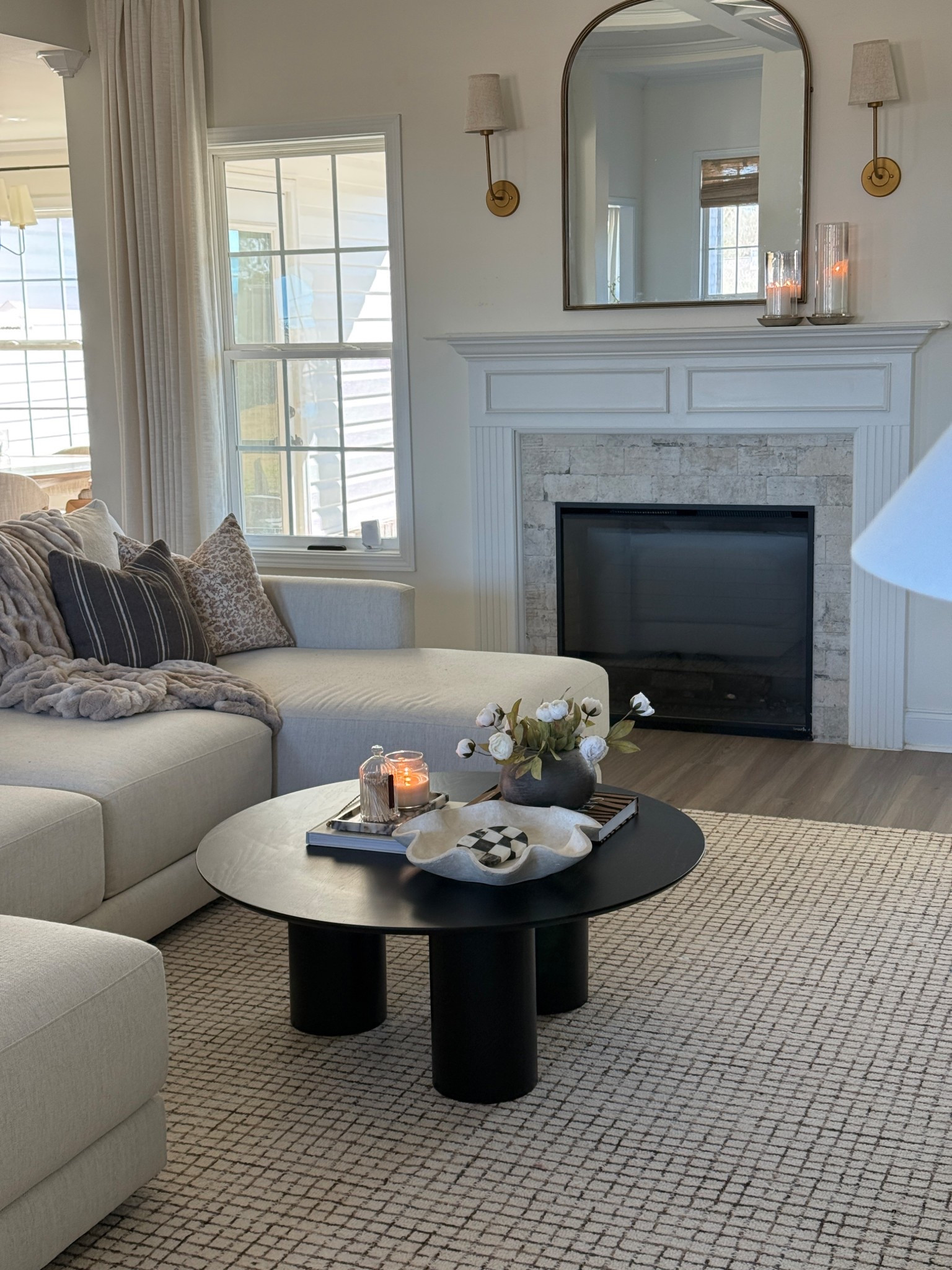 Livingroom decor. Coffee table decor. Living room rug. Loloi rug. 

#LTKHome