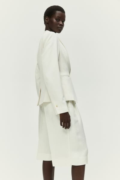 Fitted Blazer - Long sleeve - Regular length - White - Ladies | H&M US | H&M (US + CA)