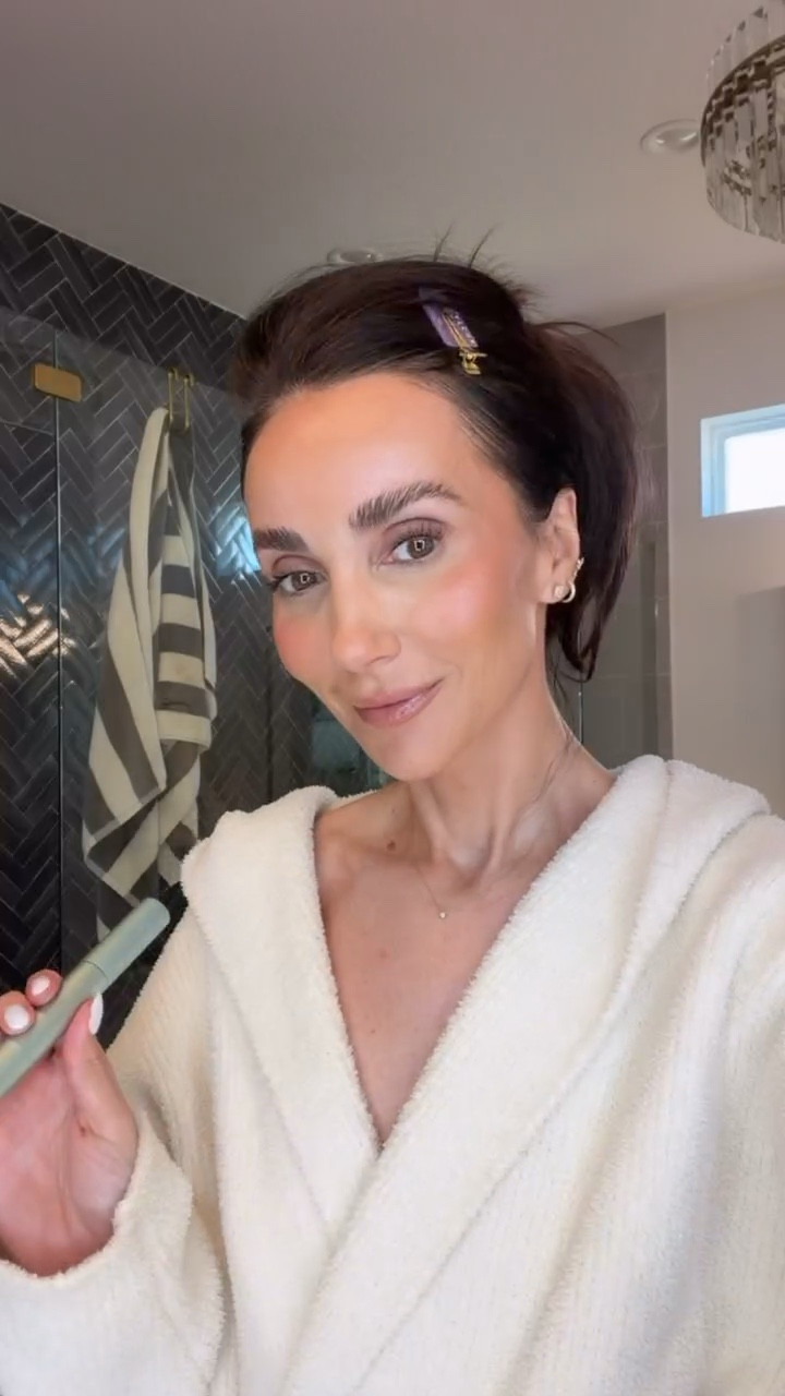 Makeup ; YSE primer, double wear foundation, shade 4n1, Charlotte Tilbury concealer shade 6.5, eyeshadow shade 22, bronzer  LYS shade HARMONY, Gucci bronzer shade 01, blush in shade chouchette and Armani in 11, ysl blush in 23, better than sex waterproof mascara, lip liner Whirlin , eadem peptide balm in burnt malai 

natural makeup, makeup over 40, mature skin makeup, makeup ideas, annabrstyle

#LTKOver40 #LTKBeauty