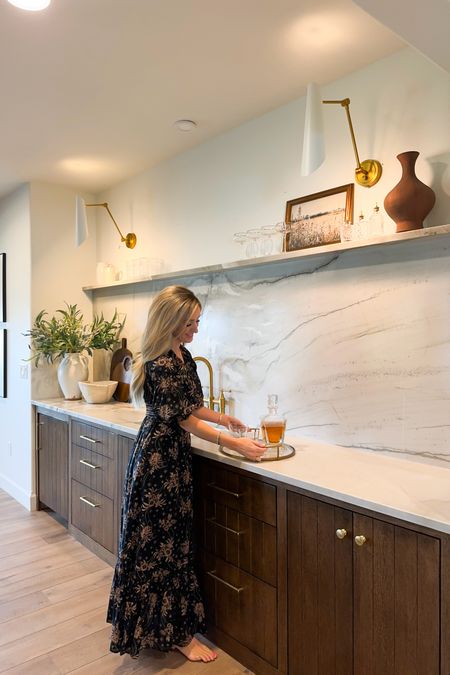The basement bar reveal I have been dying to share!

Home  home project  home decor  home finds  basement bar  bar top  floral dress  modern home  neutral home  minimalist home 

#LTKSeasonal #LTKHome #LTKStyleTip