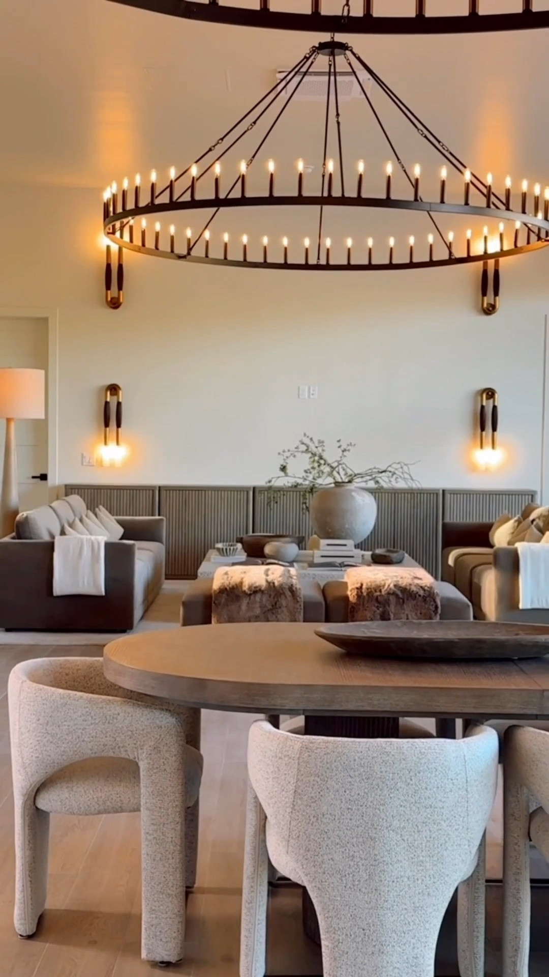 My living room was one of the first makeovers I started once we moved in! I am in love with the overall neutral modern look 😍Dont be afraid to go neutral it is still bold with intentional finds! 

Modern neutral home decor
Modern home decor
Neutral home design 
Interior design 


#summerthompsonstyles


#LTKHome #LTKvlog #LTKdayinmylife