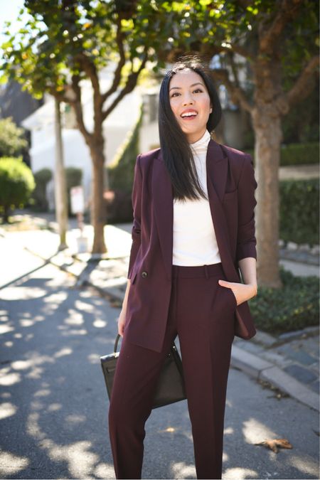 Suit up 👩🏻‍💻 Business formal workwear

Blazer
Turtleneck
Trousers

#workoutfit #office #interviewoutfit #classicstyle

#LTKstyletip #LTKworkwear