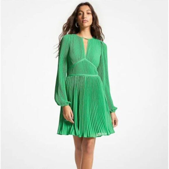 Michael Michael Kors Kelly Green Pleated Minidress Size M/Medium | Poshmark