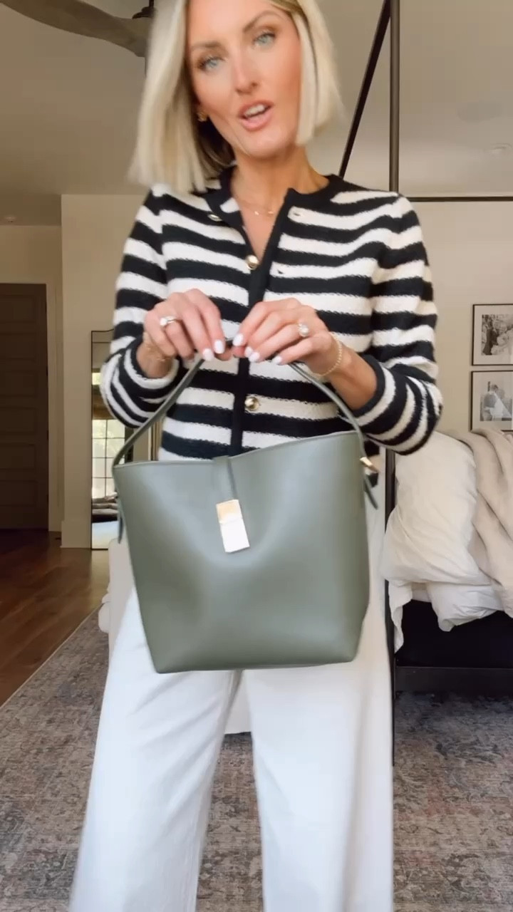 This bag is so pretty! 😍 Under $30! 🙌🏼

Loverly Grey, Target, fall purse, winter purse 

#LTKSeasonal #LTKItBag #LTKStyleTip