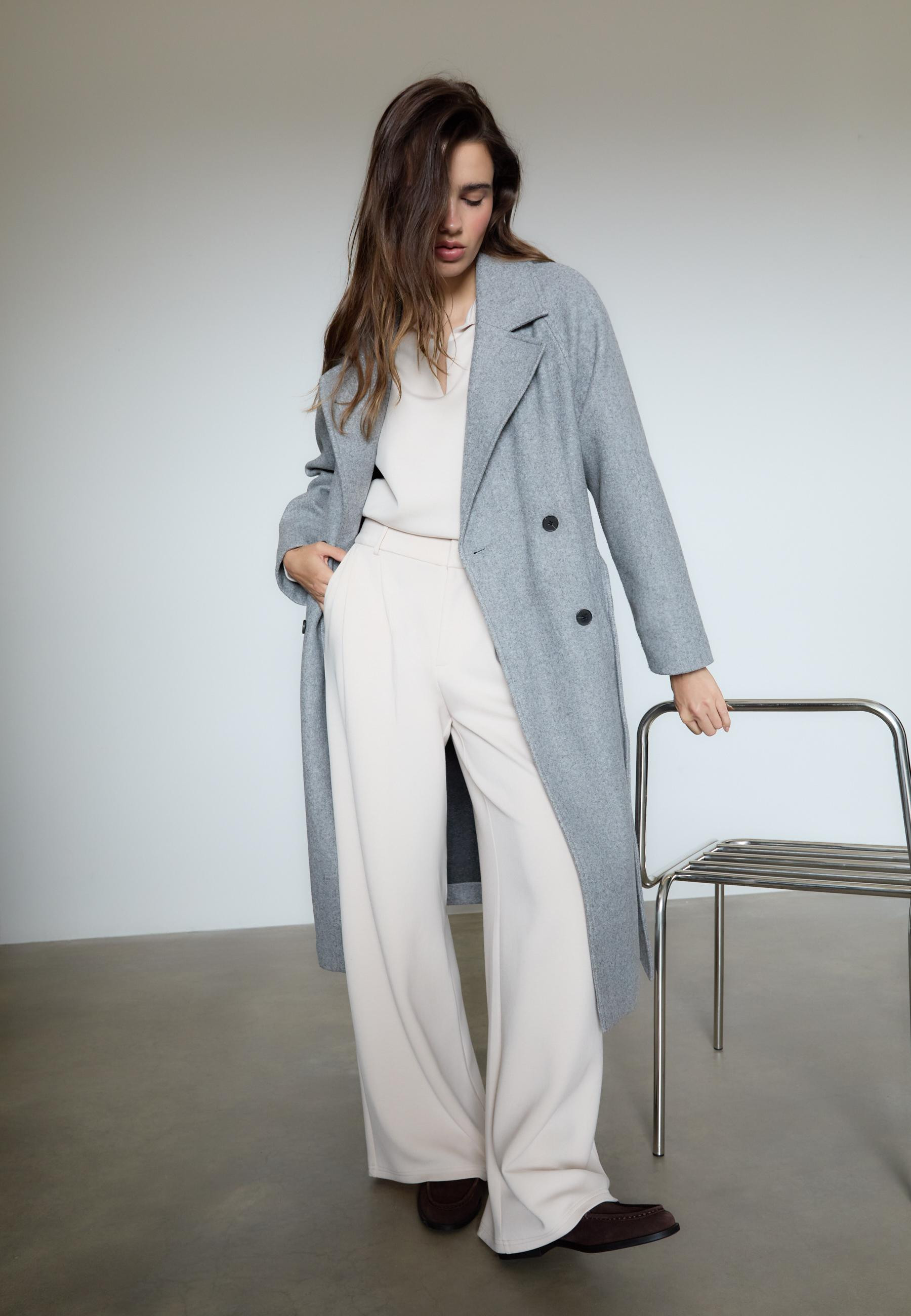 Soft-touch dress trousers - Women's fashion | Stradivarius United Kingdom | Stradivarius (UK)