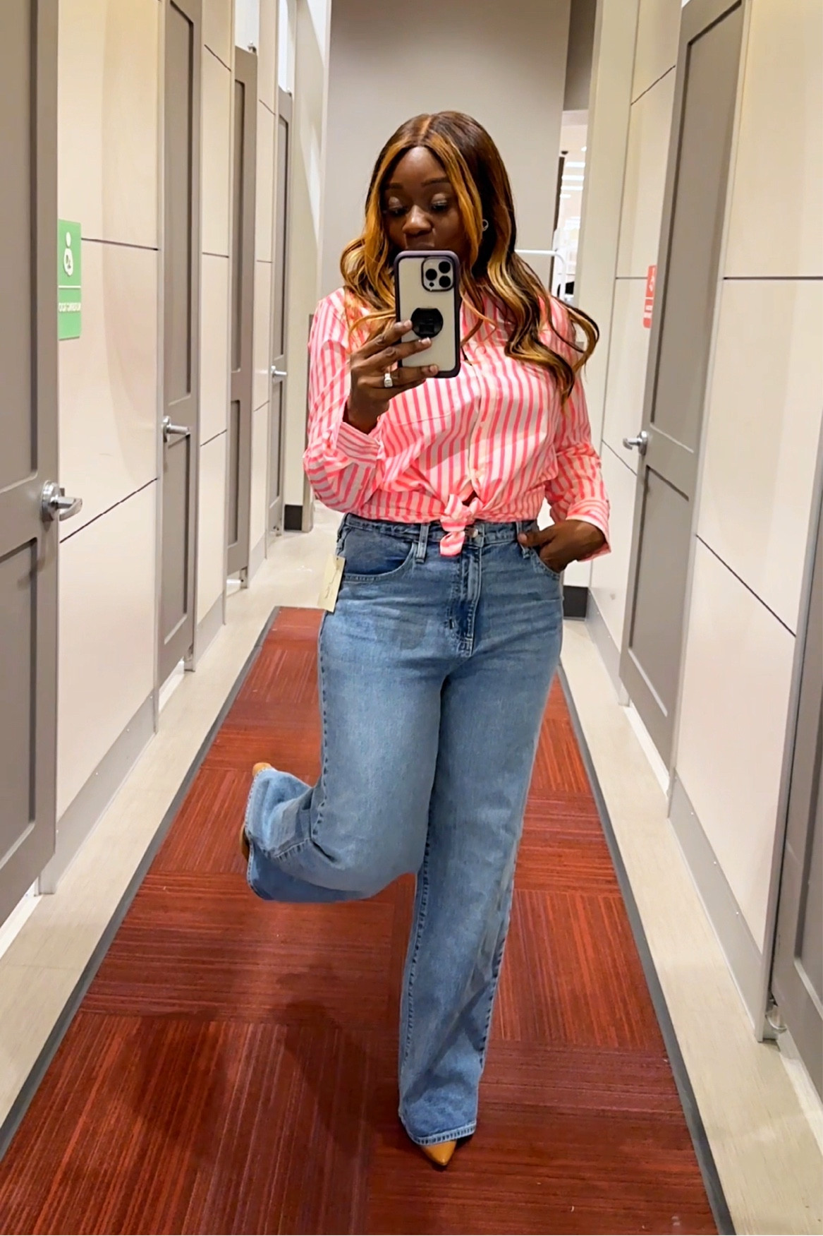 This look is casual and cute! The denim 👖 stole the show for me 💕

#LTKfindsunder100 #LTKstyletip #LTKmidsize