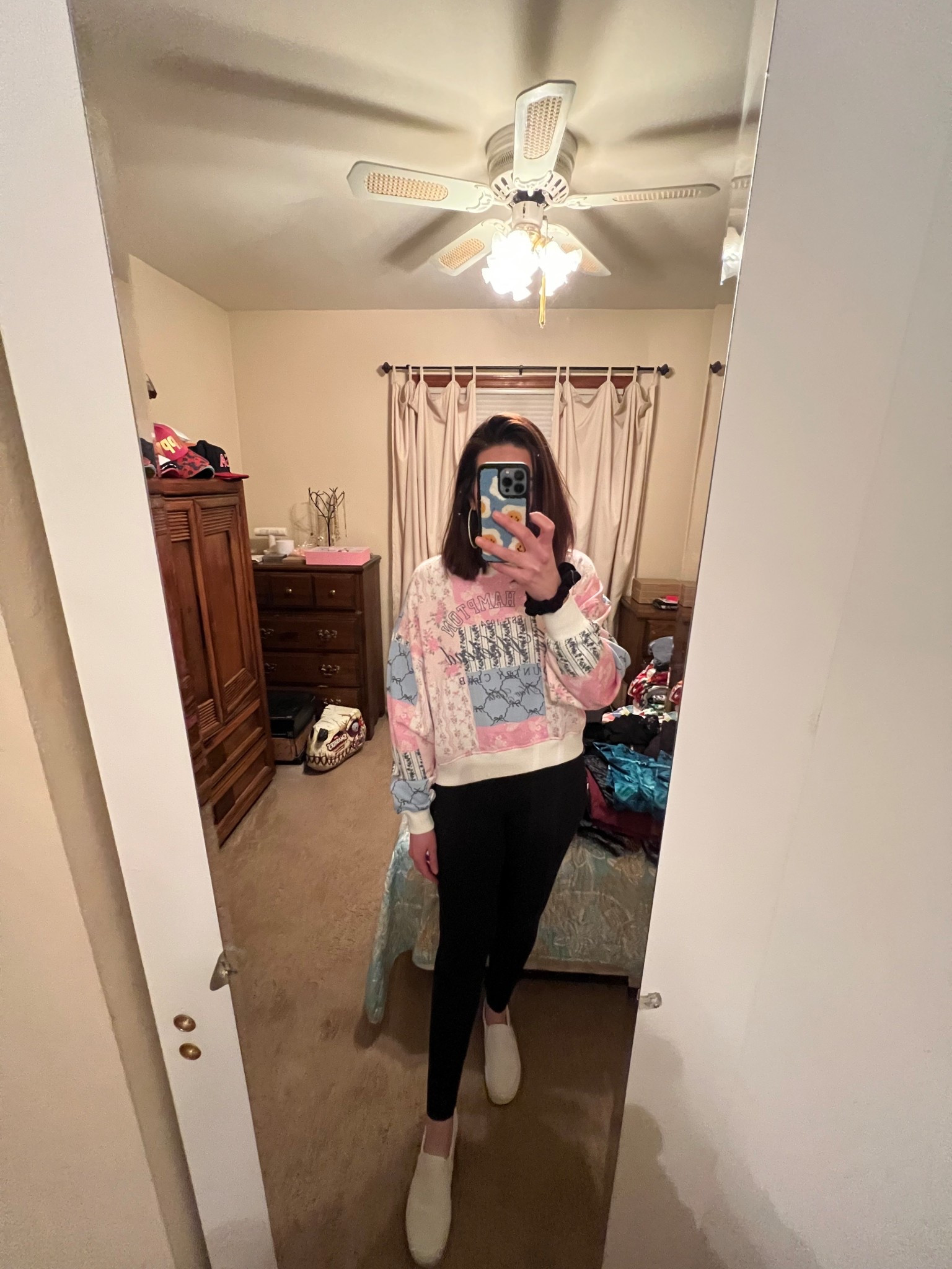 Patchwork cropped sweatshirt (xs). Black leggings (small). White slip on sneakers (8.5). #sweatshirt #patchworksweatshirt #sneakers #whitesneakers #sliponsneakers 
winter capsule wardrobe 

#LTKSeasonal #LTKFindsUnder100 #LTKootd