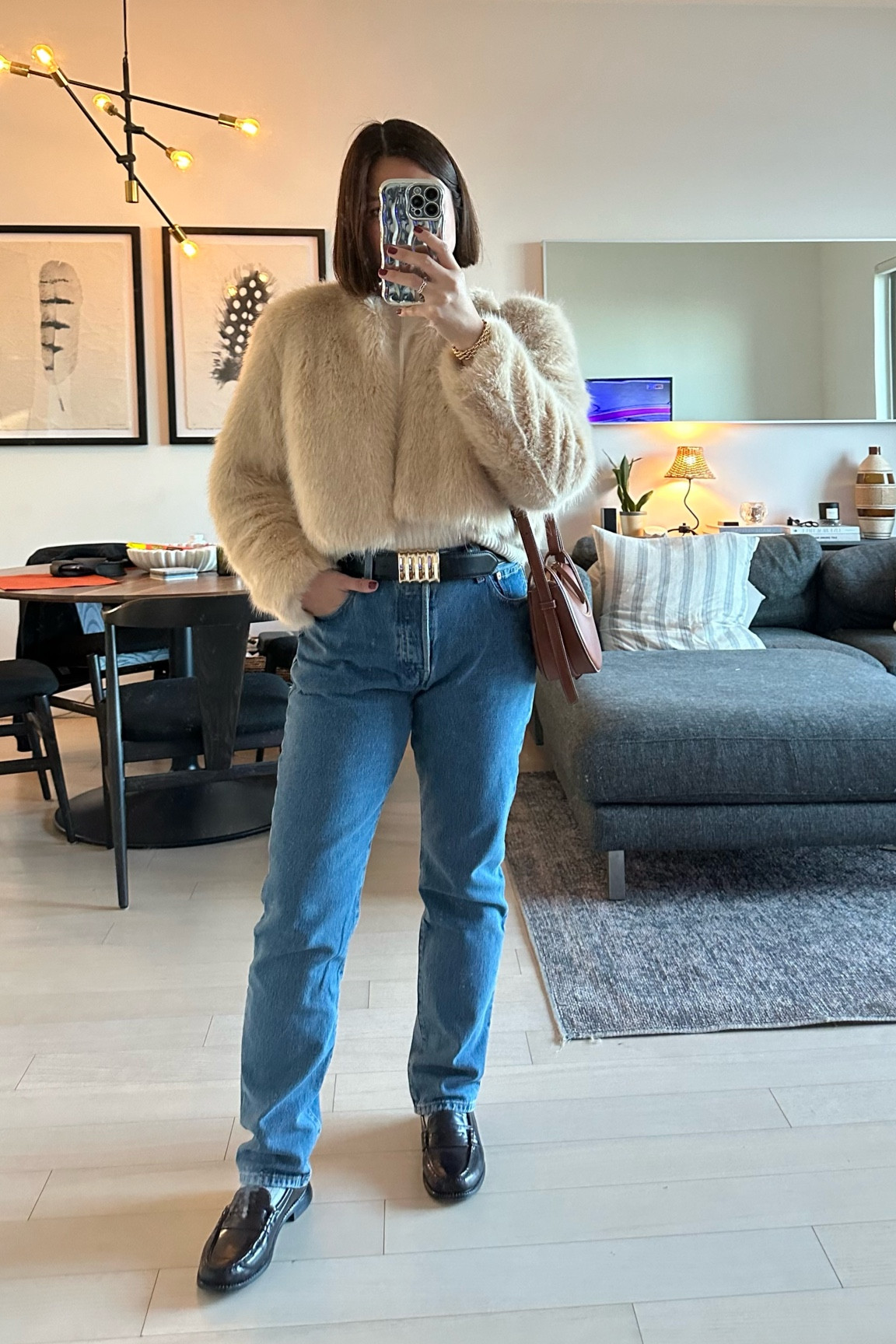 Dressing down the faux fur with my favorite Levi’s. 40% off the classic 501 jeans on their site  

Christmas outfit, holiday party

#LTKHoliday #LTKSeasonal #LTKsalealert