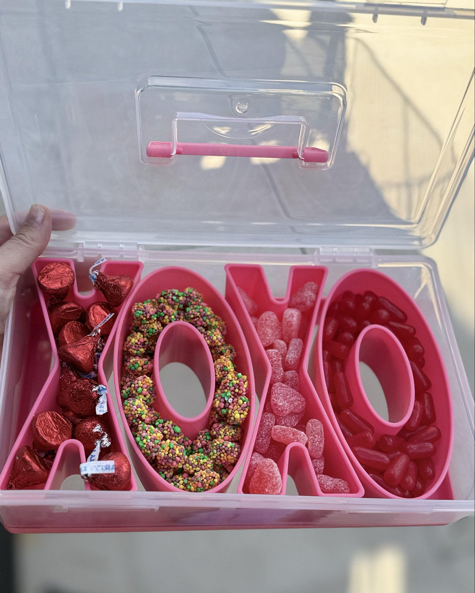 This snackle box was so easy to make!!!! I love these snackle boxes. Simply choose their favorite snacks and make their favorite snack box to go! 
This snackle box comes in XOXO, I ❤️ U, and LOVE! 

#LTKFindsUnder50 #LTKSeasonal #LTKKids