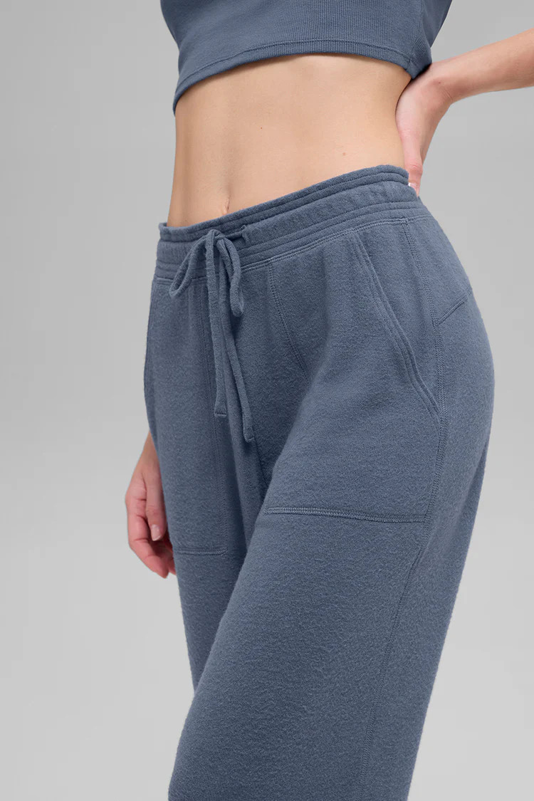 Soho Sweatpant - Bluestone | Alo Yoga (US)