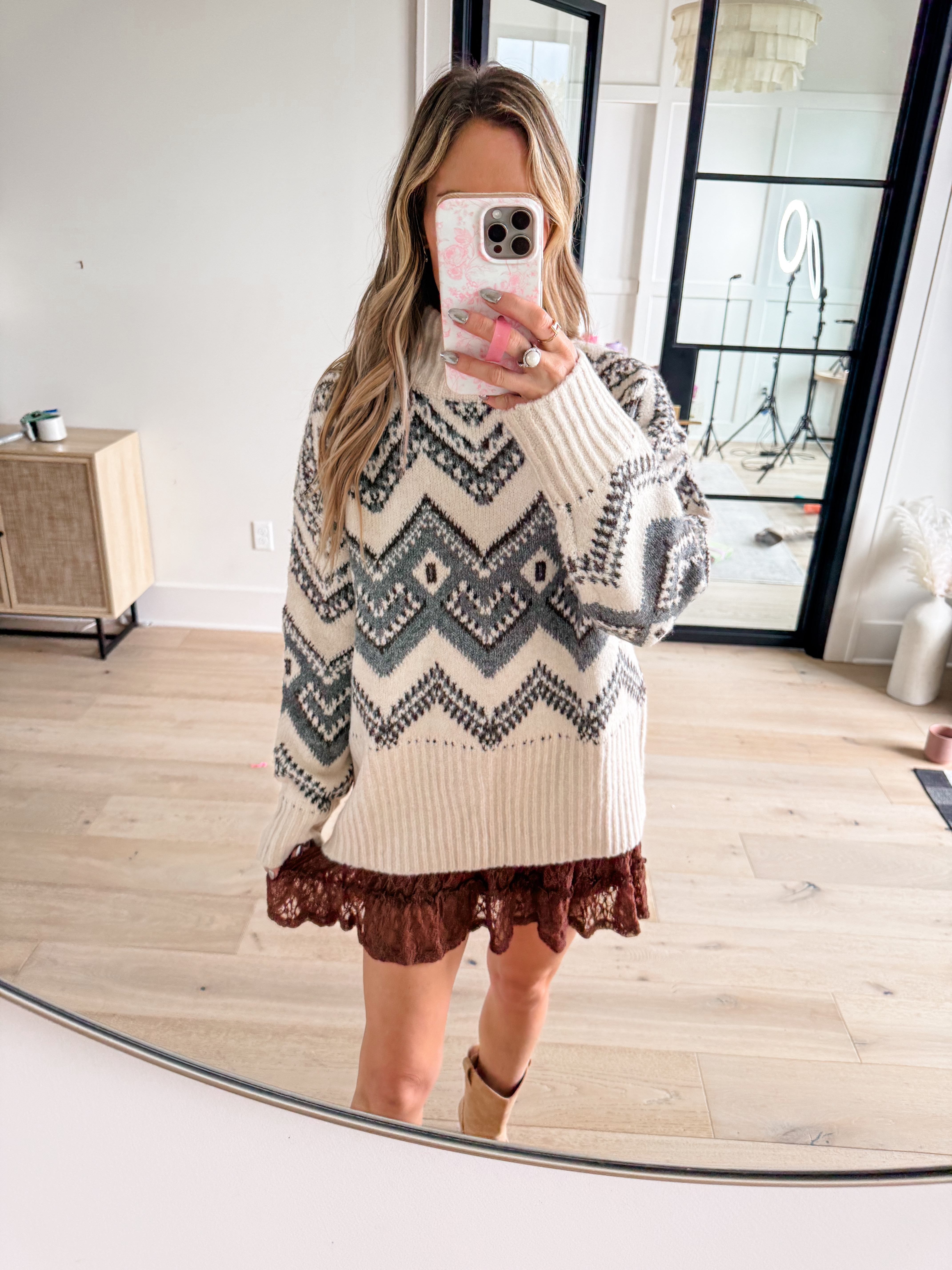 The cutest styles for the holidays. Use code TORI for 30% off. 

 #holidaystyles #pinklily #sale #LTKFindsUnder50 #LTKSaleAlert #LTKHoliday