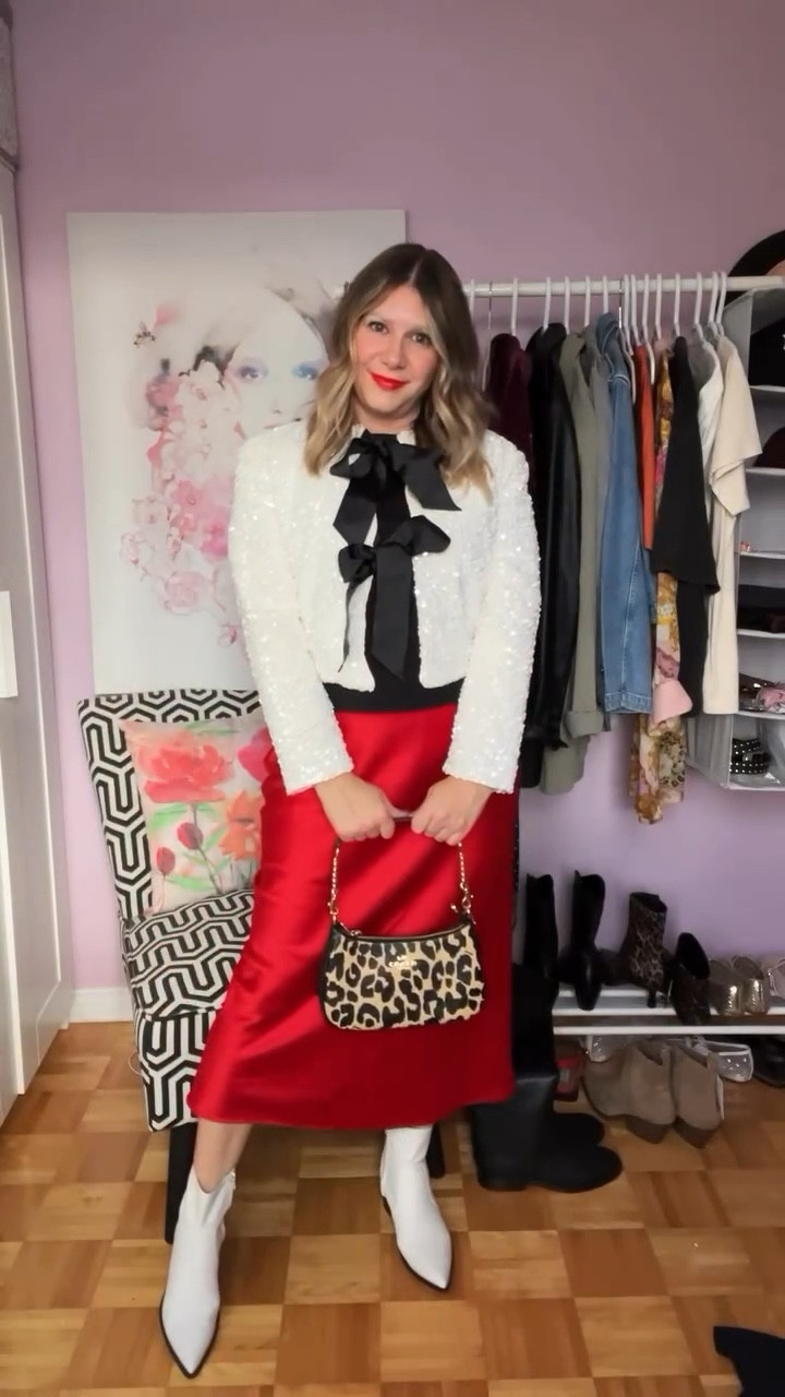 10 Days of Affordable Holiday Outfits ✨

Day 4: sequin has officially made it’s way on my feed! Styling this cute sparkly cardigan over a plain tee & a red skirt while adding a touch of leopard to make the look even more festive! ❤️🐆

Comment ‘HOLIDAY’ below and I’ll send you the details to shop this outfit straight to your DM’s!

#holidayoutfit #holidaylook #sequin #christmasoutfit #outfitinspo #outfitideas #ootd #grwm #getdressedwithme #fashionstyling