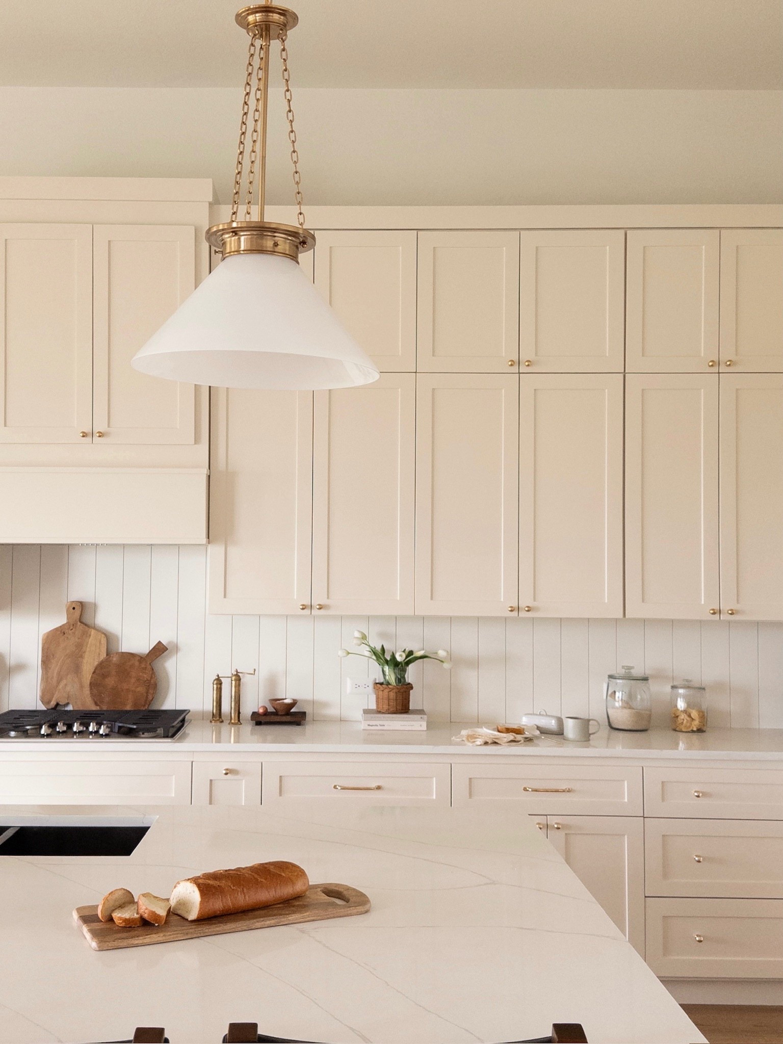 Spring kitchen inspo

kitchen cabinet inspo, neutral kitchen, kitchen finds, cottage kitchen

#LTKSeasonal #LTKHome