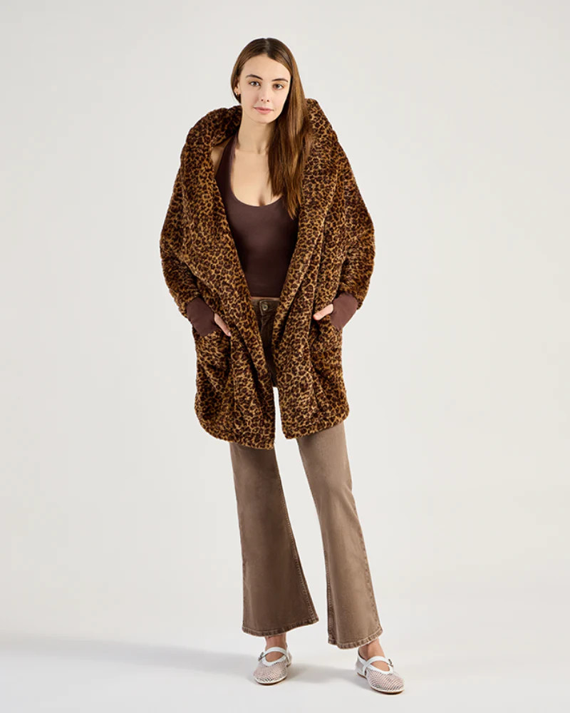 The Luxe Unisex Lounger Lite Jacket - Vintage Leopard | Jill Martin