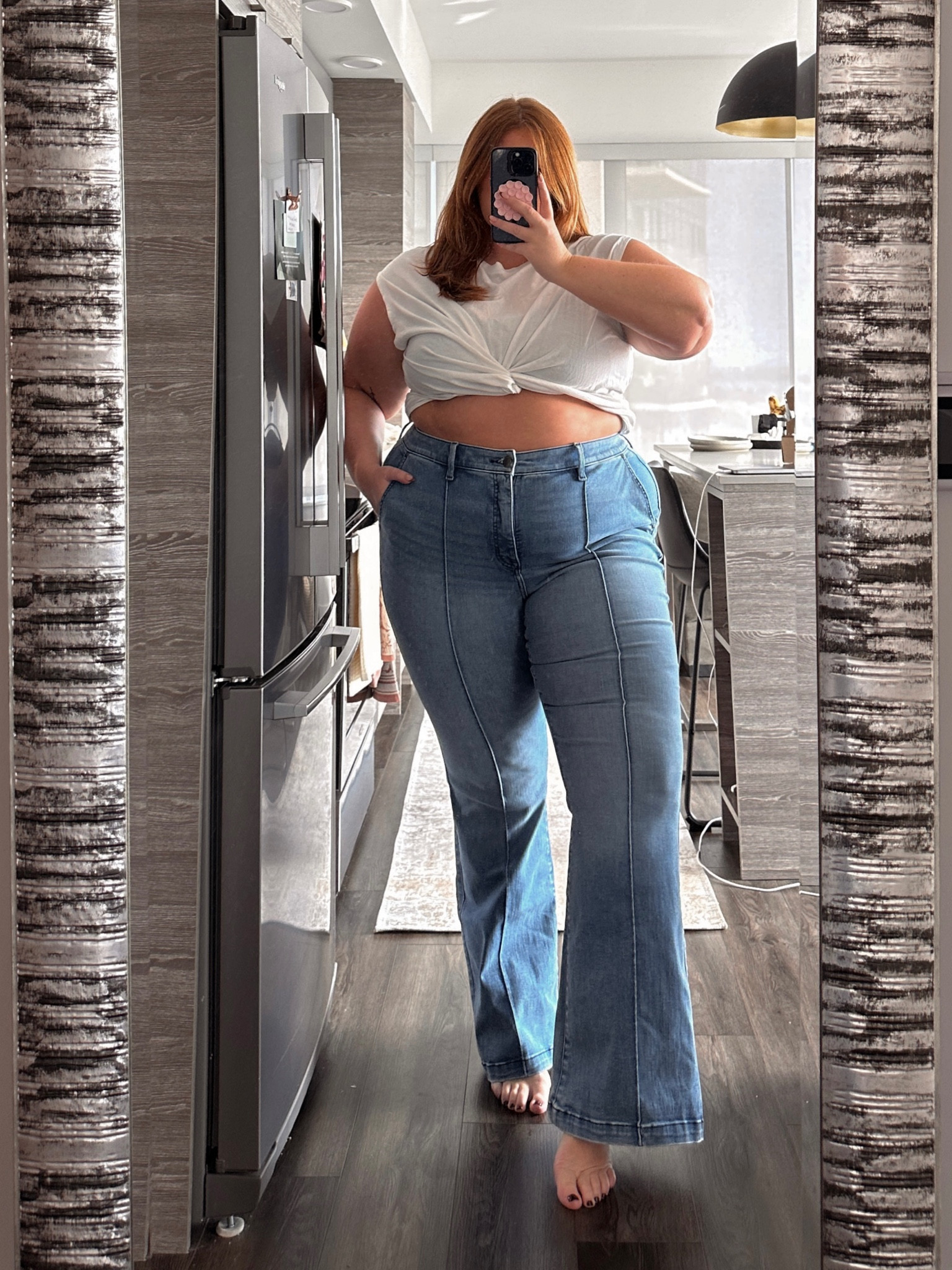 Plus size light wash high waisted flare denim. This fit is incredible!!! Stretchy and feels secure. I’m wearing a size 20 and they fit like a glove

Jeans, denim, plus size, curvy, lane Bryant, fall outfit

#LTKplussize #LTKstyletip