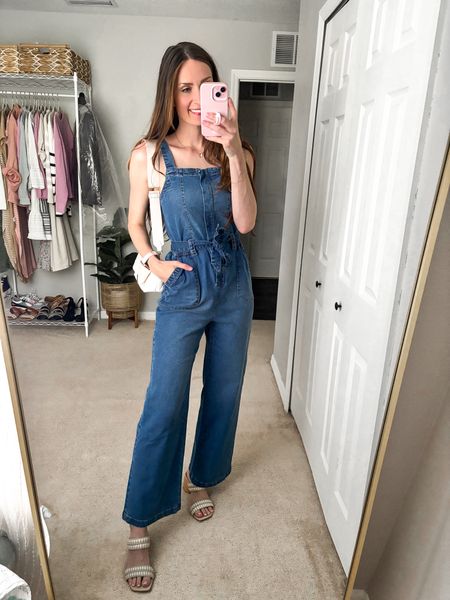 New Walmart denim jumpsuit!!

**sizing:
Jumpsuit fits tts for me! I’m wearing an extra small and I’m 5’8

#walmartfashion #walmartfinds #walmart #denimjumpsuit #getthelookforless #ltkunder30

#LTKfindsunder50 #LTKstyletip