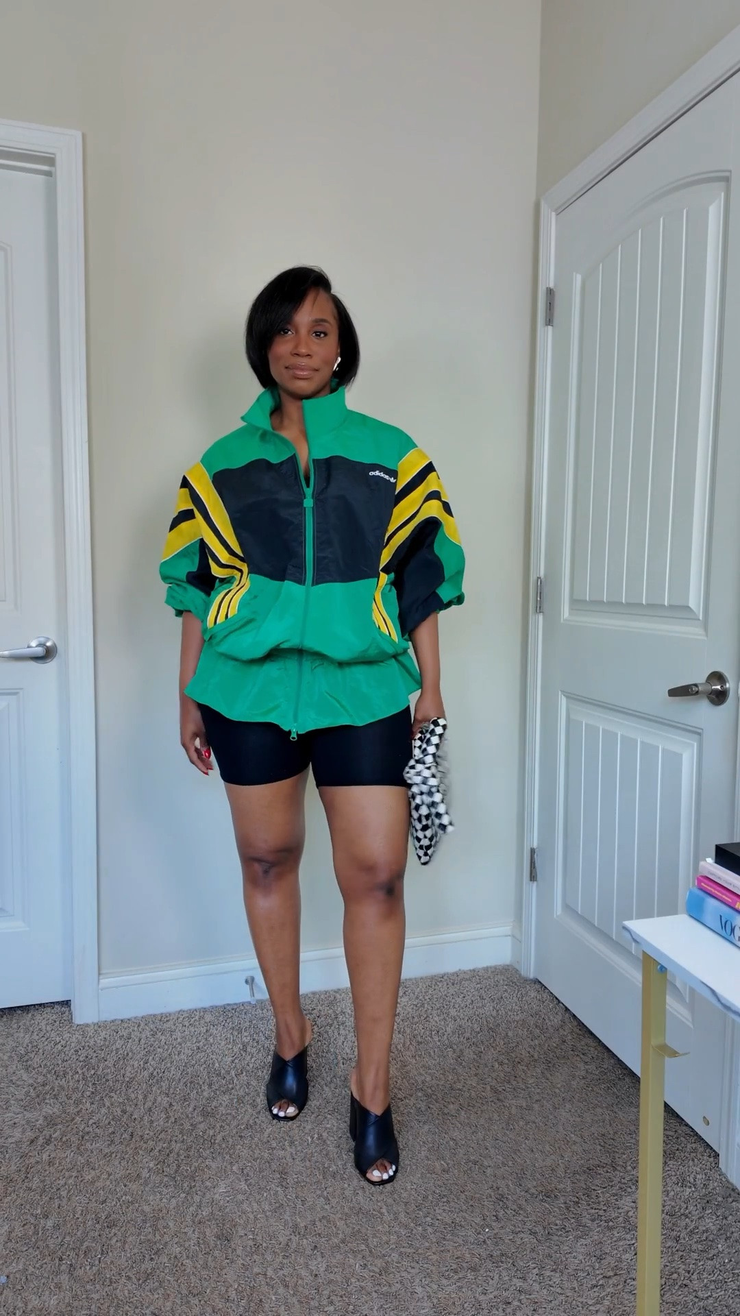 Styling the viral adidas windbreaker jacket today and I’m obsessed with how this outfit came together. 👏🏾✨ Y’all already know I love an effortless everyday look that still feels stylish and put together.
#springootd #springoutfits @adidas #midsize

#LTKgrwm #LTKootd

#LTKMidsize