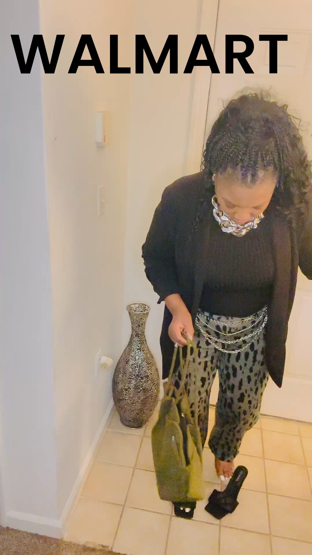 Effortless chic starts here. 🖤
Obsessed with the fit of these green and black Scoop barrel pants—they give such great structure! Kept the top sleek with a razor neck sweater tank, then added a sharp quarter-sleeve black blazer for a polished finish.
The final touch? A little glint of shine. Layered a chunky silver chain and stacked up the silver jewelry. It's the perfect amount of edge for any day of the week. ✨
#OOTD #BarrelPants #ScoopStyle #BlazerStyle #SilverJewelry #StreetStyle #FallFashion

#LTKFallSale #LTKMidsize #LTKShoeCrush