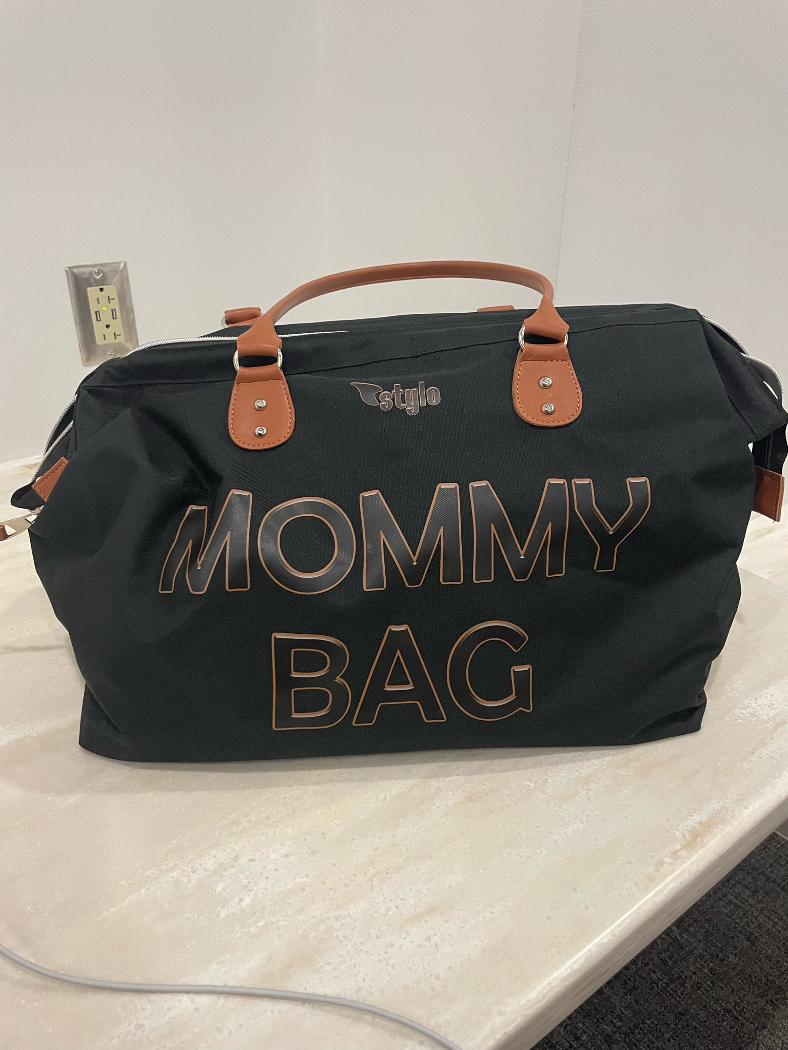 Great hospital bag, has lots of storage. Also, use it when I travel 

#LTKitbag #LTKbaby
