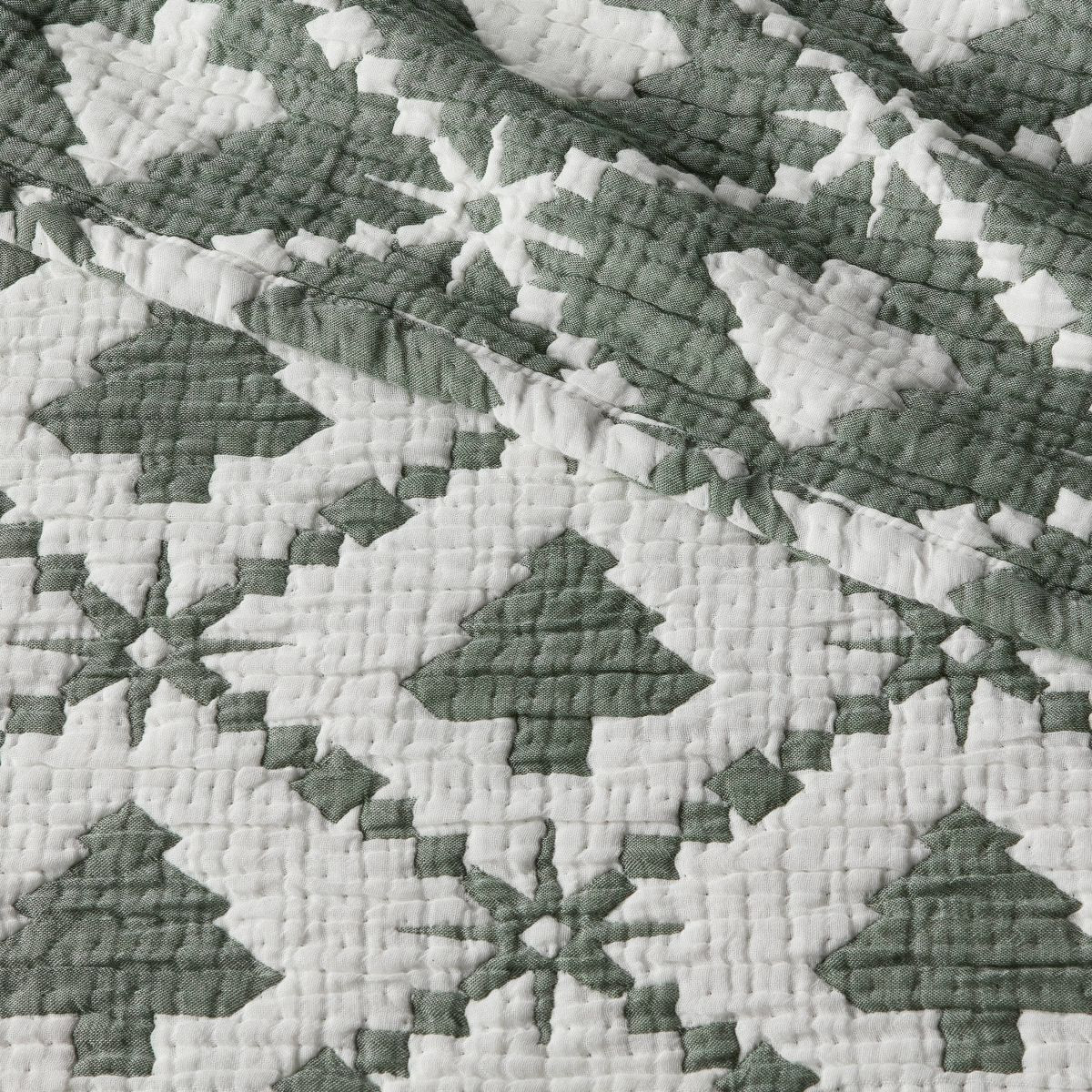 King Holiday Matelasse Quilt Set Green - Threshold™ | Target