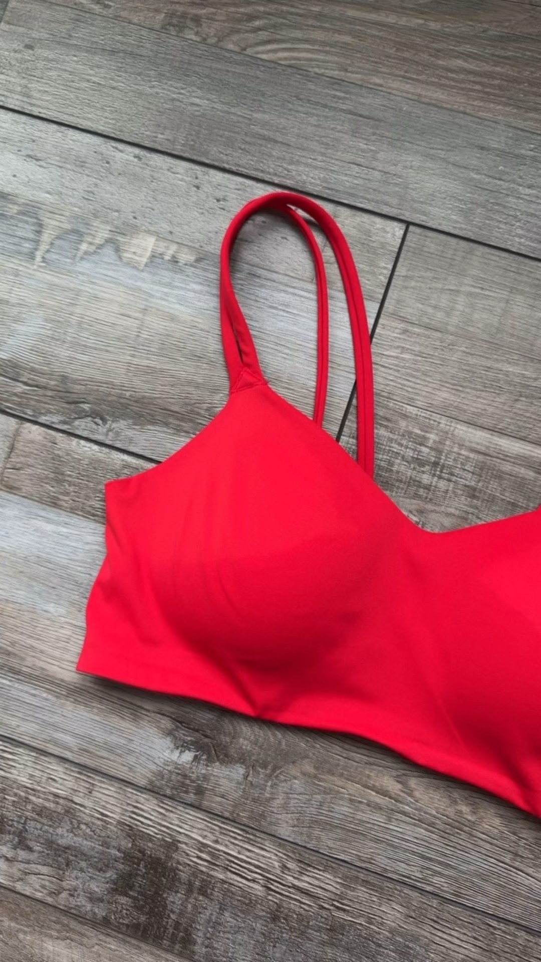 Best dang bra ever!!!!! Super supportive, comfy, and the padding is sewn in and does not bunch or move!!!!!!!! Crazy good!!!

#LTKActive #LTKfitnessgoals #LTKFindsUnder50