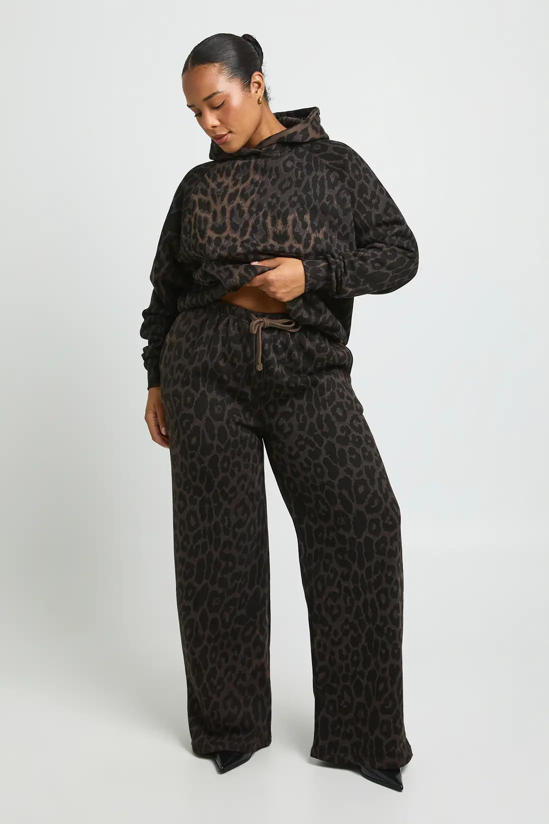 Plus Leopard Print Mid Rise Straight Leg Jogger | boohoo (US & Canada)