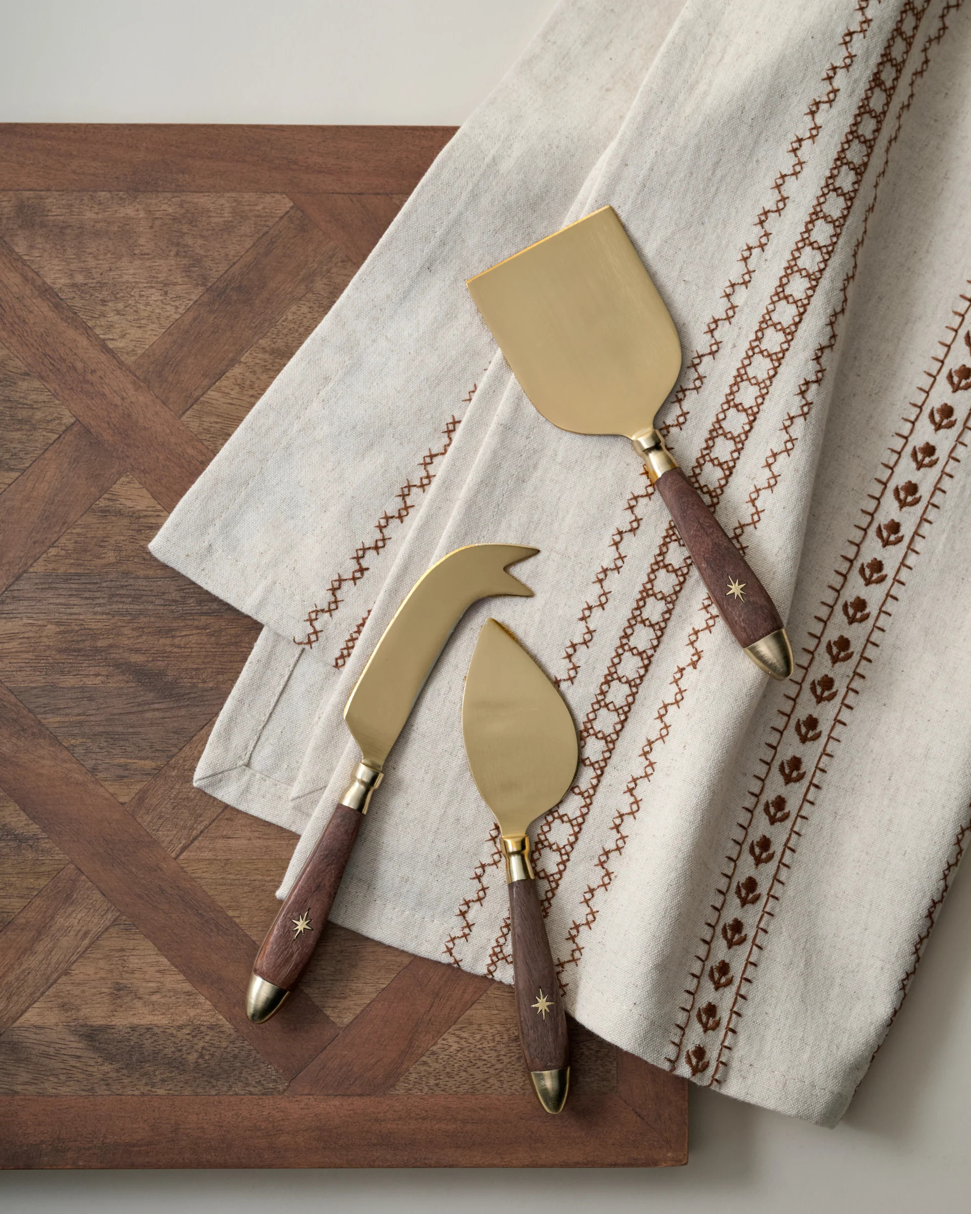 Brass Inlay Cheese Knife Set | Magnolia